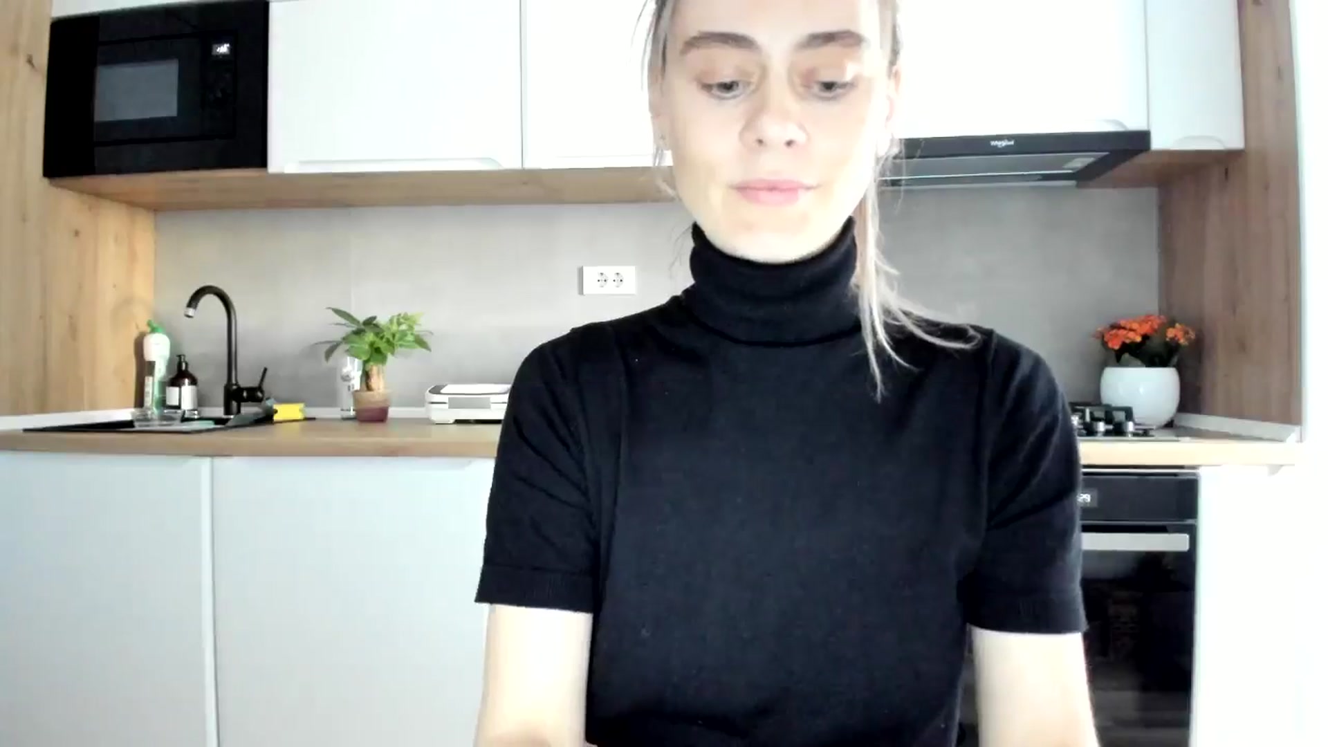 Gallery image thumbnail from DebbyPaige's myfreecams stream on, 02/06/2025, 14:36 image 18 of 20