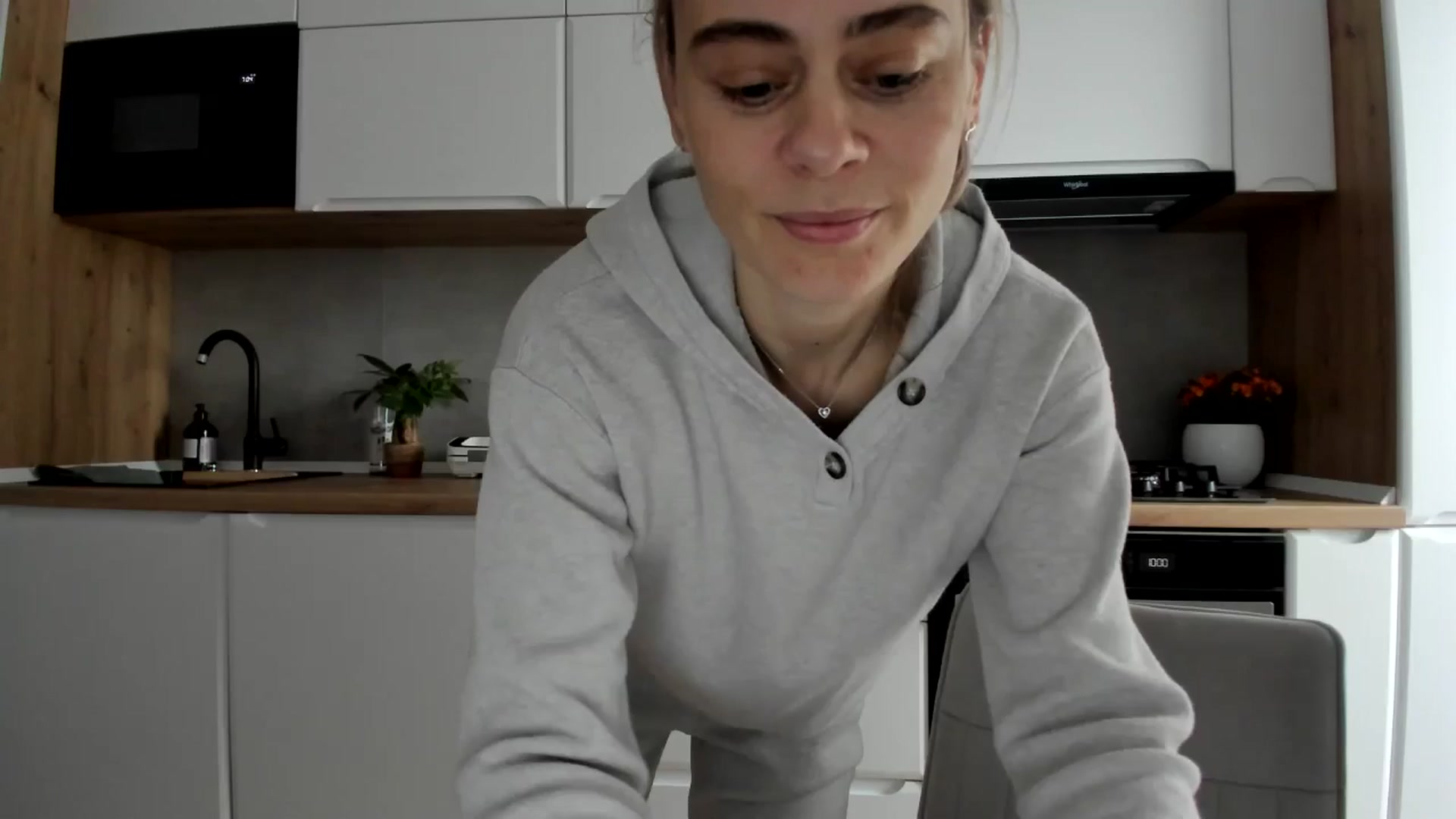Gallery image thumbnail from DebbyPaige's myfreecams stream on, 02/07/2025, 09:24 image 1 of 20