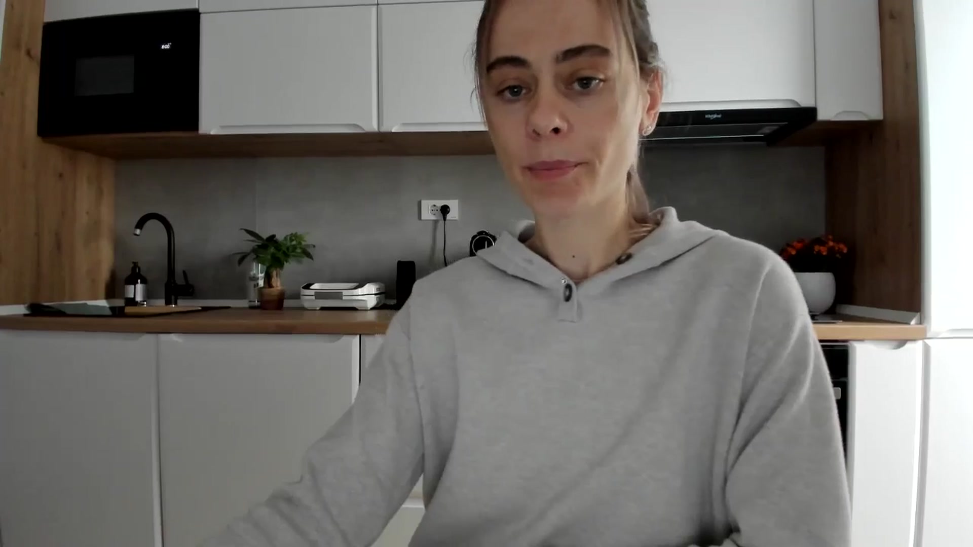 Gallery image thumbnail from DebbyPaige's myfreecams stream on, 02/07/2025, 09:24 image 15 of 20
