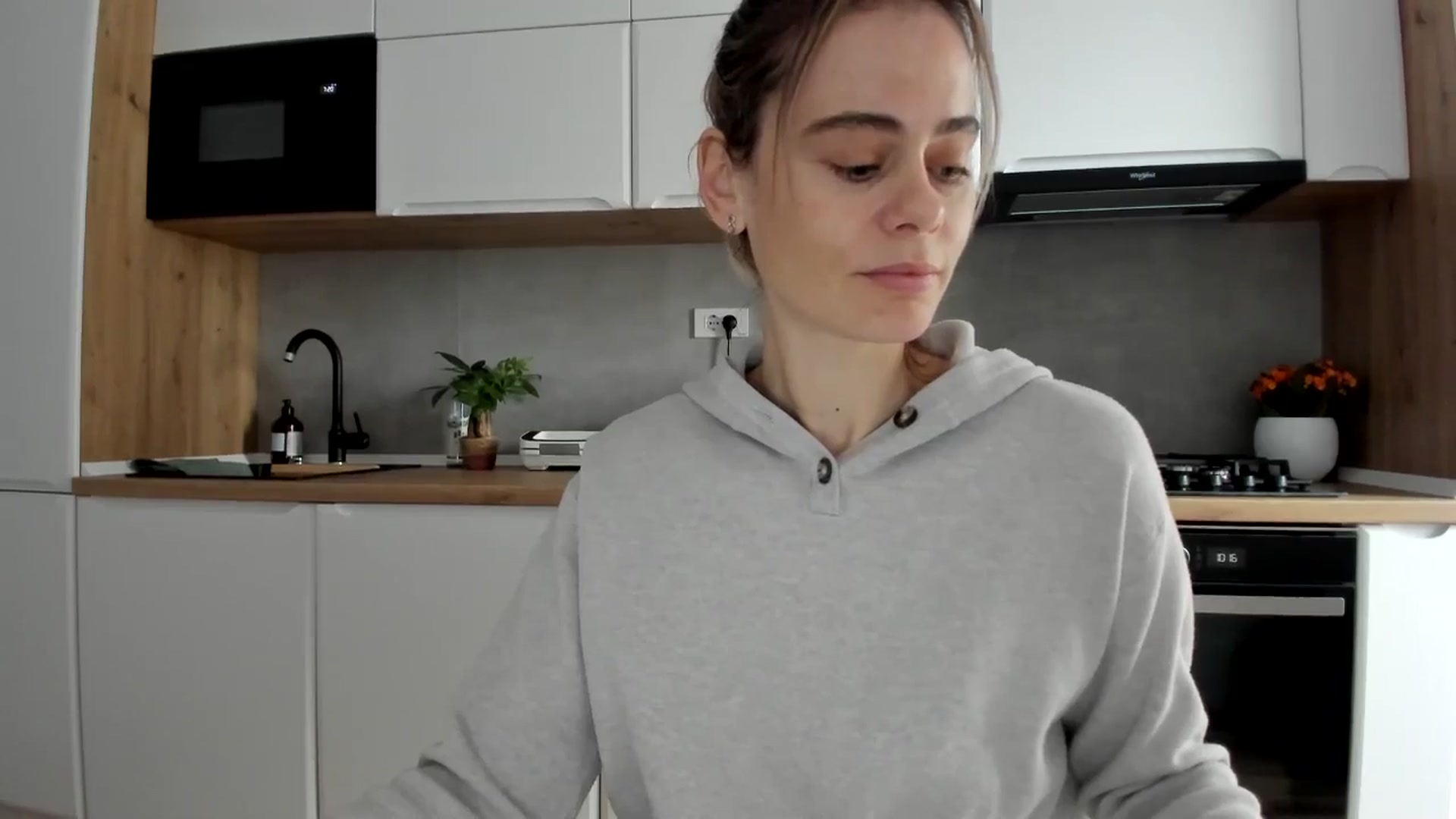 Gallery image thumbnail from DebbyPaige's myfreecams stream on, 02/07/2025, 09:24 image 5 of 20