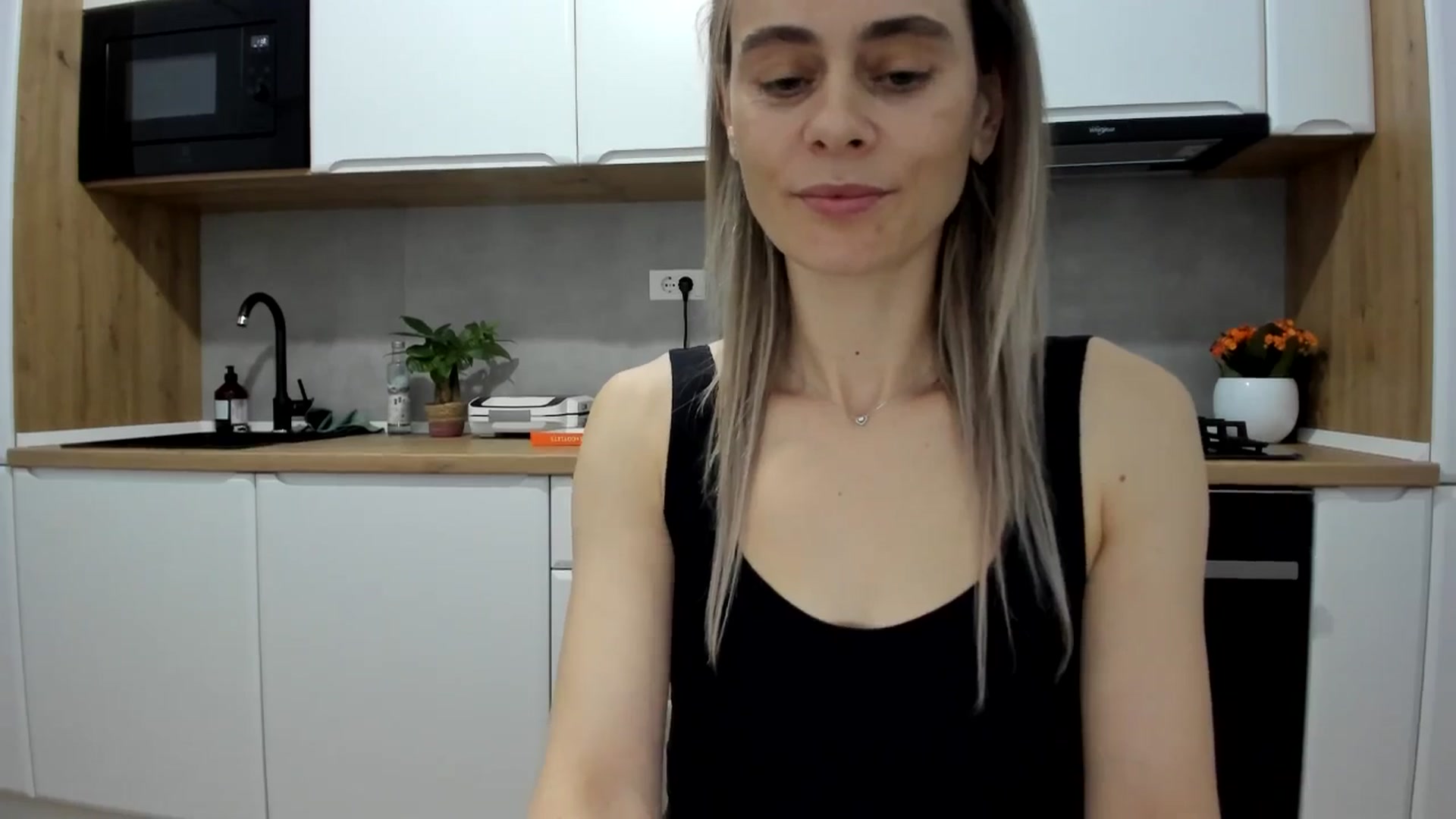 Gallery image thumbnail from DebbyPaige's myfreecams stream on, 02/07/2025, 21:55 image 12 of 20