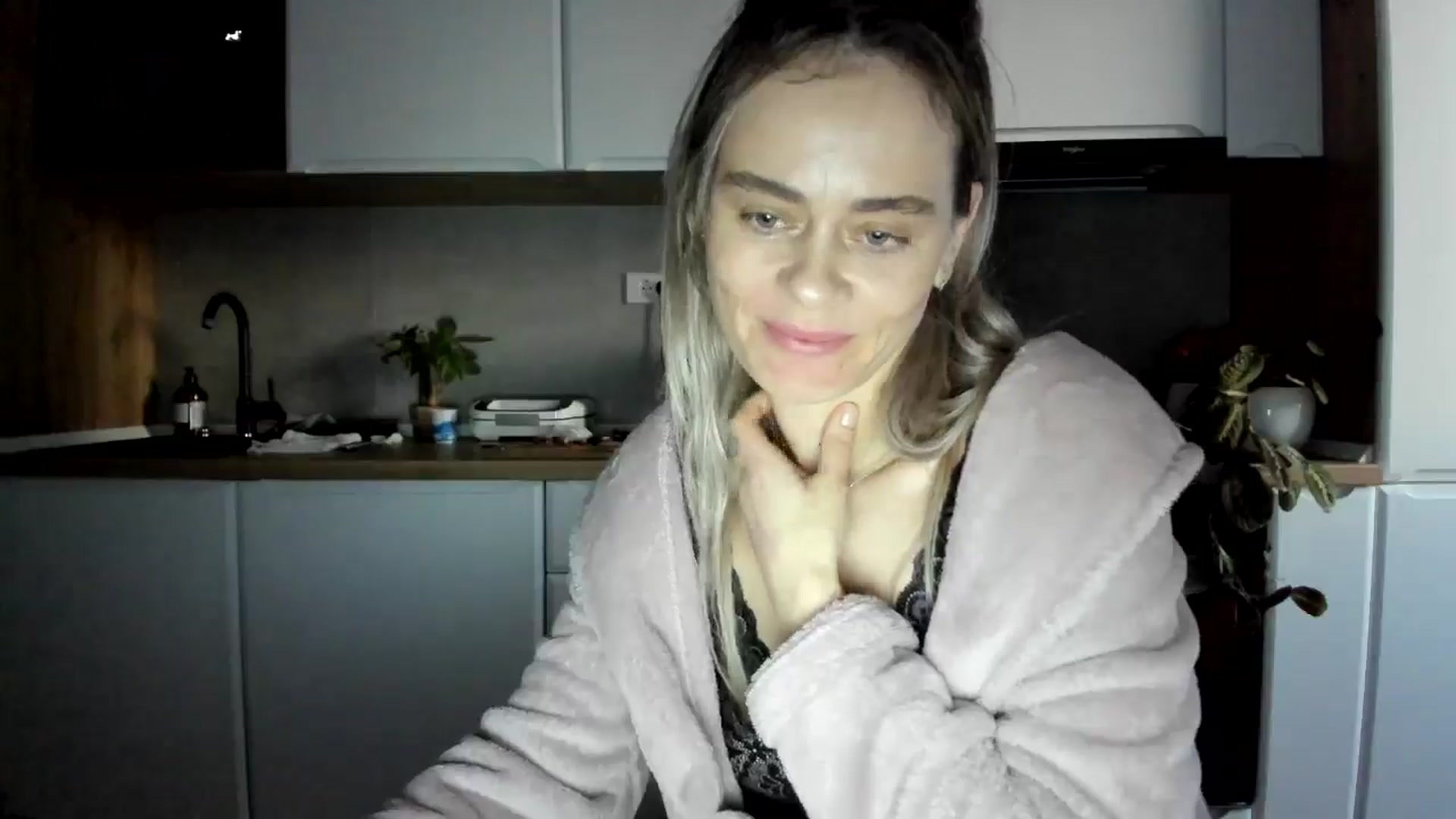 Gallery image thumbnail from DebbyPaige's myfreecams stream on, 02/09/2025, 16:03 image 8 of 20