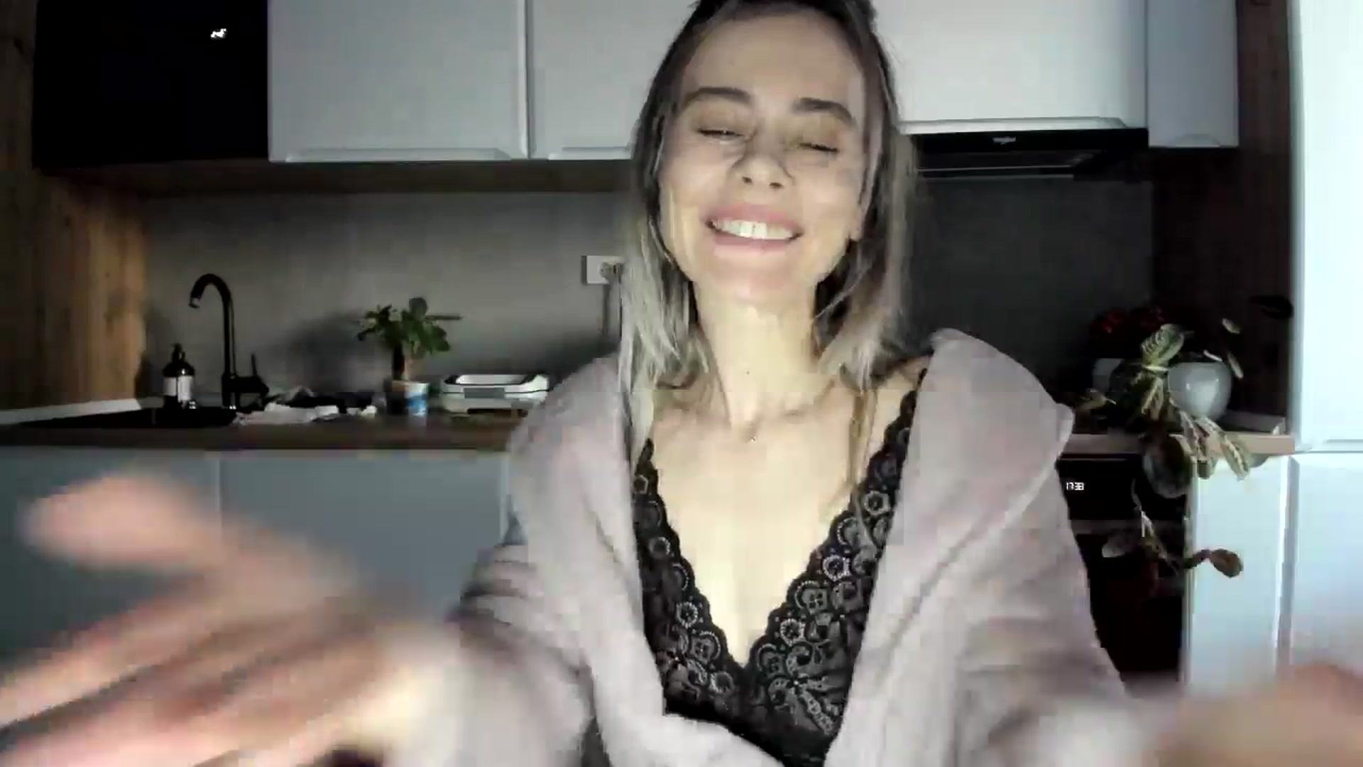 Gallery image thumbnail from DebbyPaige's myfreecams stream on, 02/09/2025, 16:03 image 5 of 20