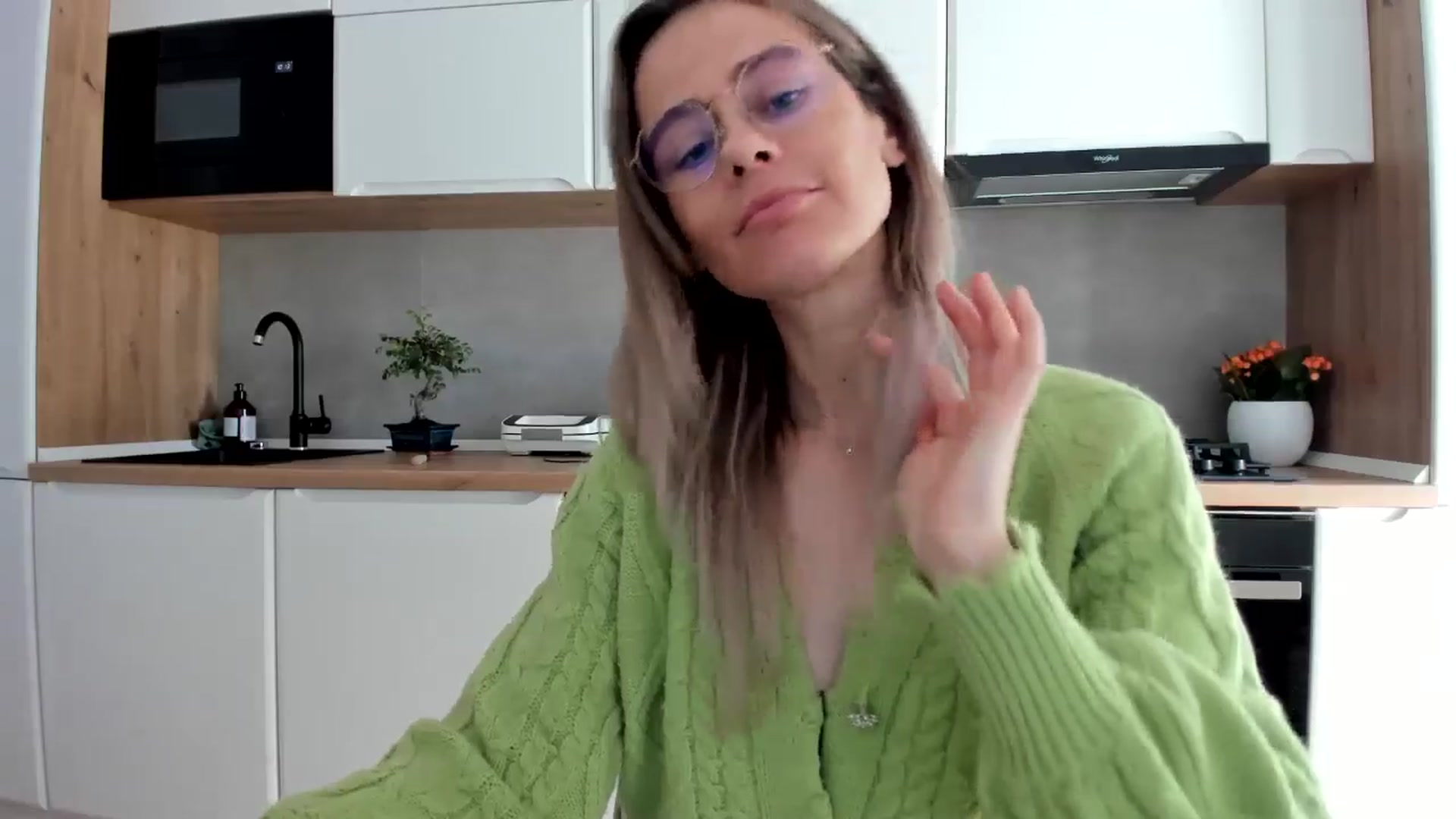 Gallery image thumbnail from DebbyPaige's myfreecams stream on, 02/11/2025, 14:26 image 7 of 20