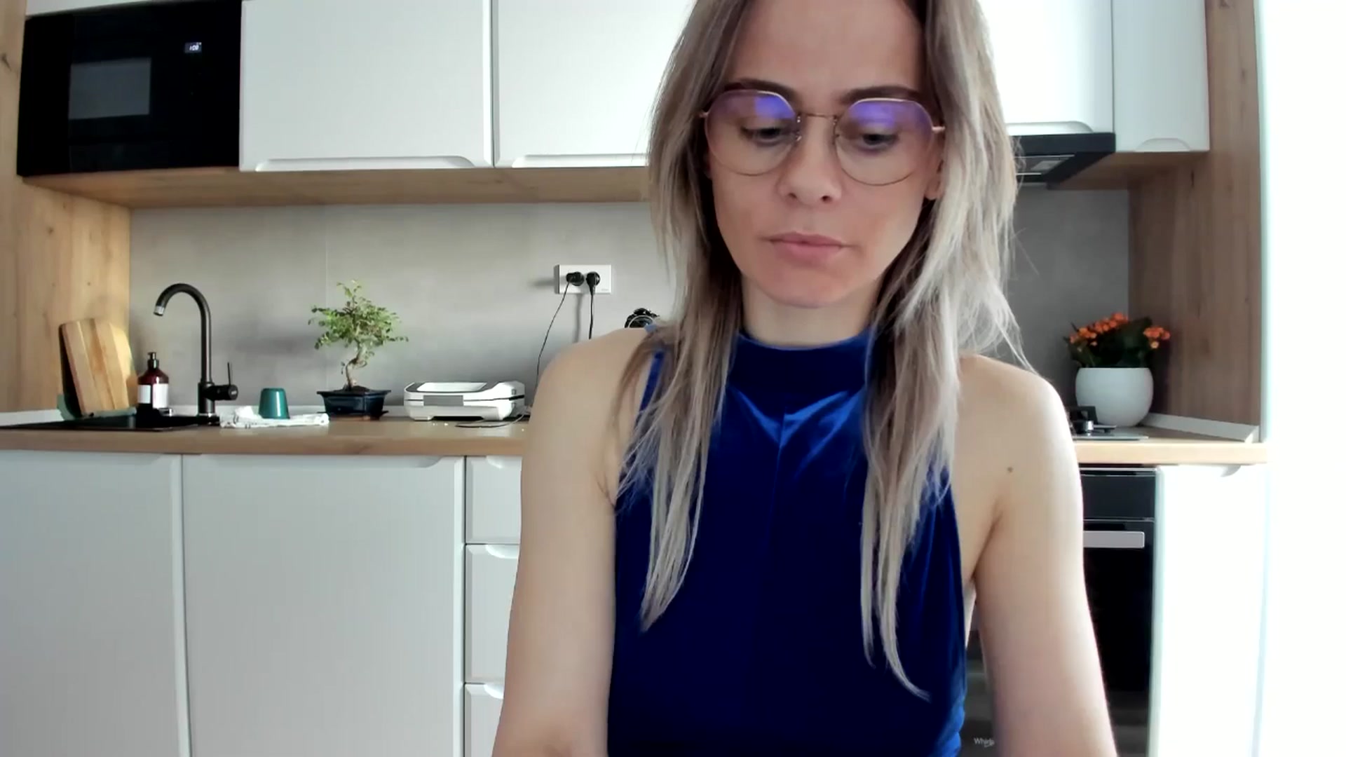Gallery image thumbnail from DebbyPaige's myfreecams stream on, 02/11/2025, 14:26 image 20 of 20