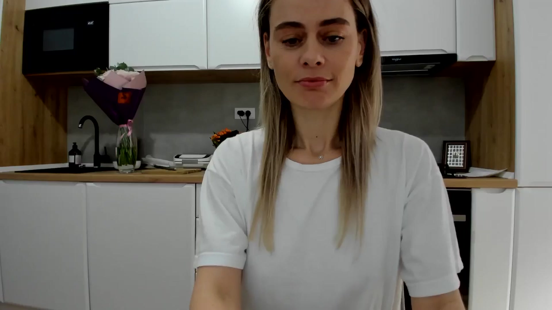 Gallery image thumbnail from DebbyPaige's myfreecams stream on, 02/13/2025, 14:27 image 5 of 20