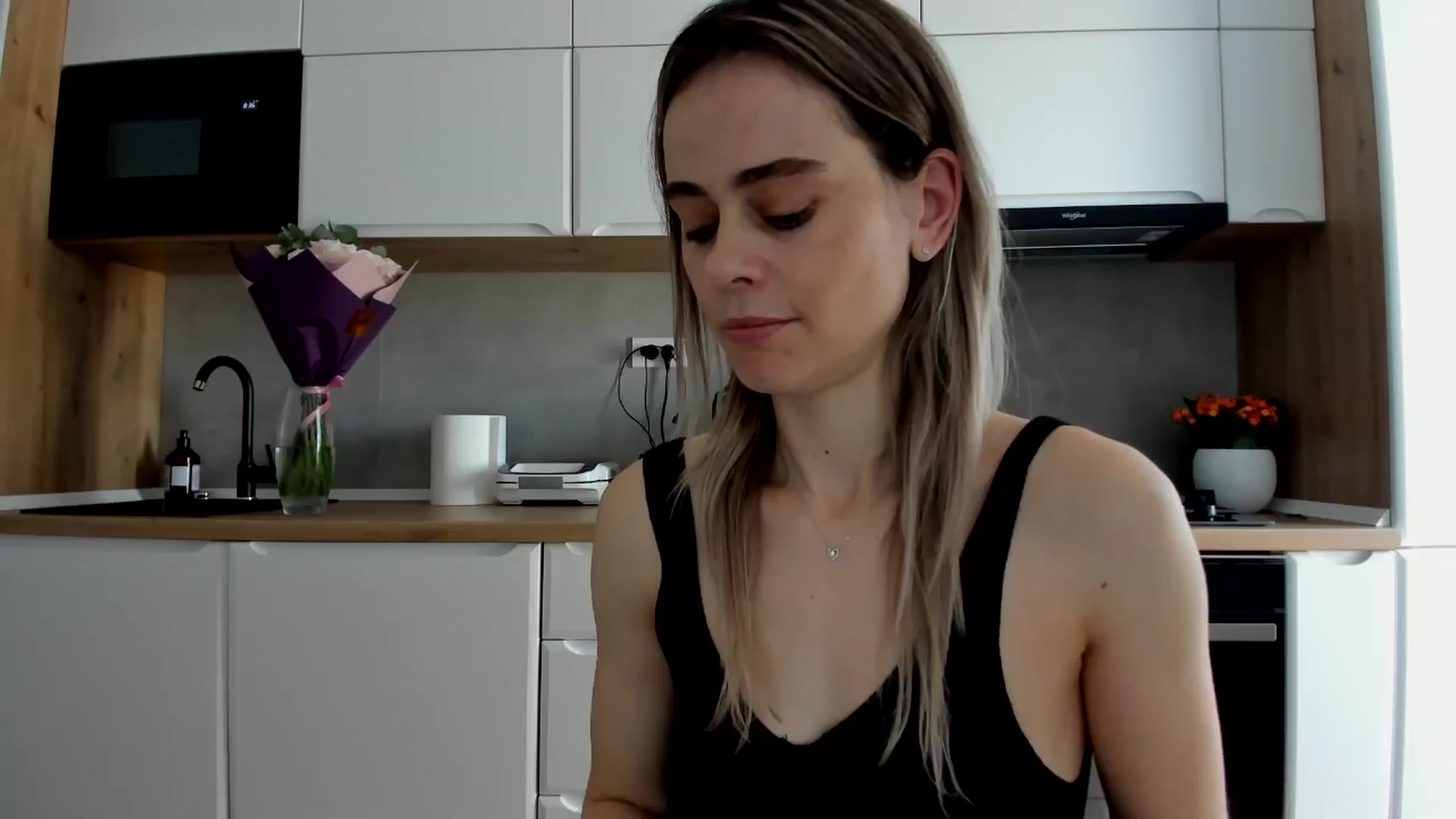 Gallery image thumbnail from DebbyPaige's myfreecams stream on, 02/14/2025, 10:27 image 1 of 20