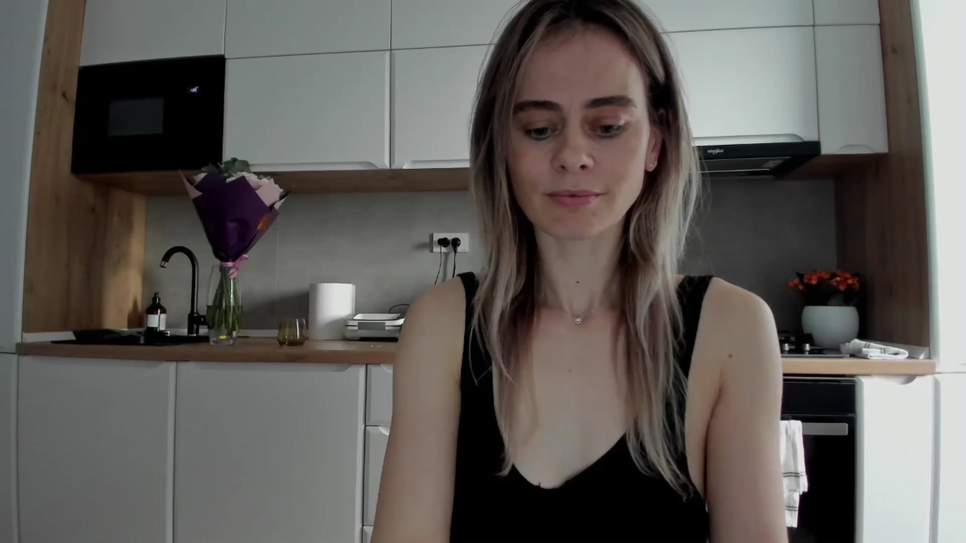 Gallery image thumbnail from DebbyPaige's myfreecams stream on, 02/14/2025, 14:50 image 14 of 20