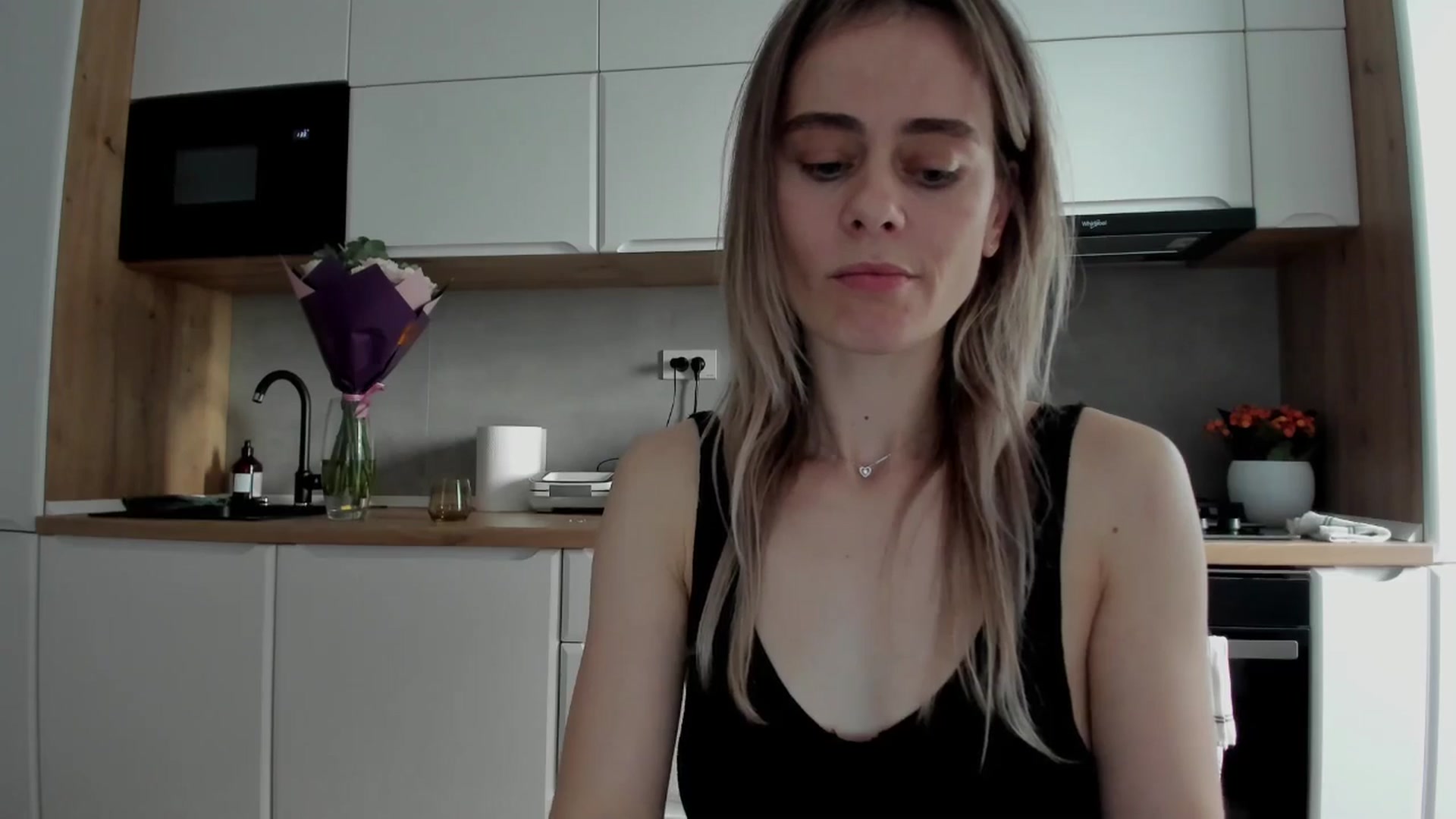 Gallery image thumbnail from DebbyPaige's myfreecams stream on, 02/14/2025, 14:50 image 17 of 20