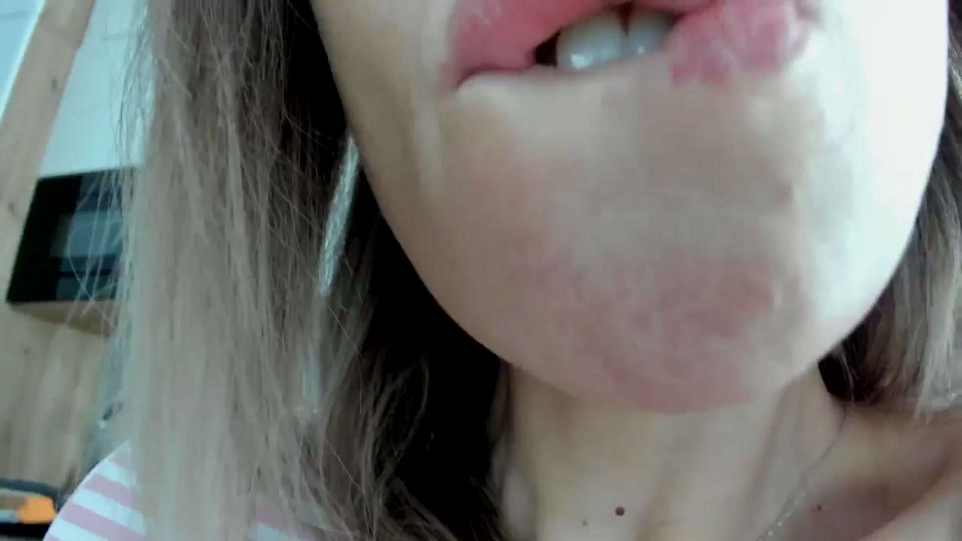 Gallery image thumbnail from DebbyPaige's myfreecams stream on, 02/17/2025, 14:41 image 17 of 20
