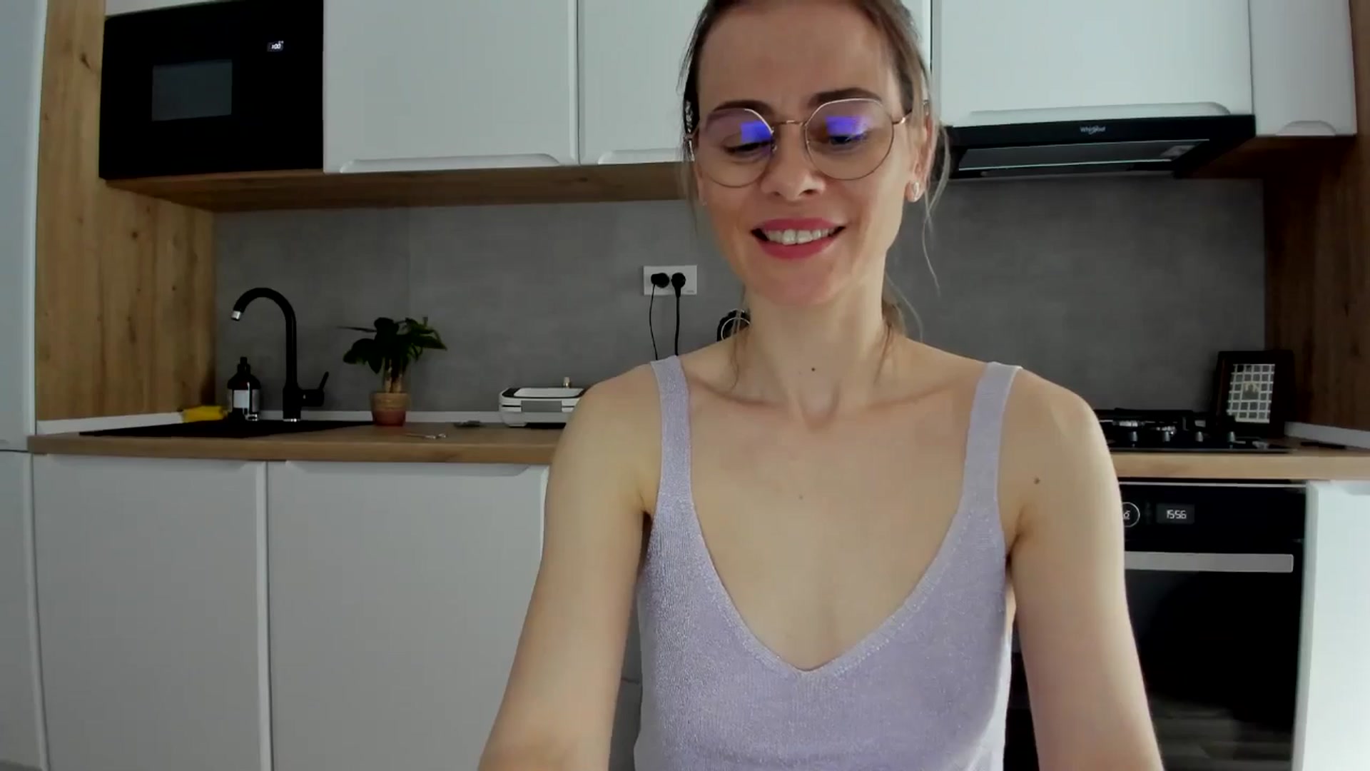 Gallery image thumbnail from DebbyPaige's myfreecams stream on, 02/19/2025, 14:30 image 11 of 20