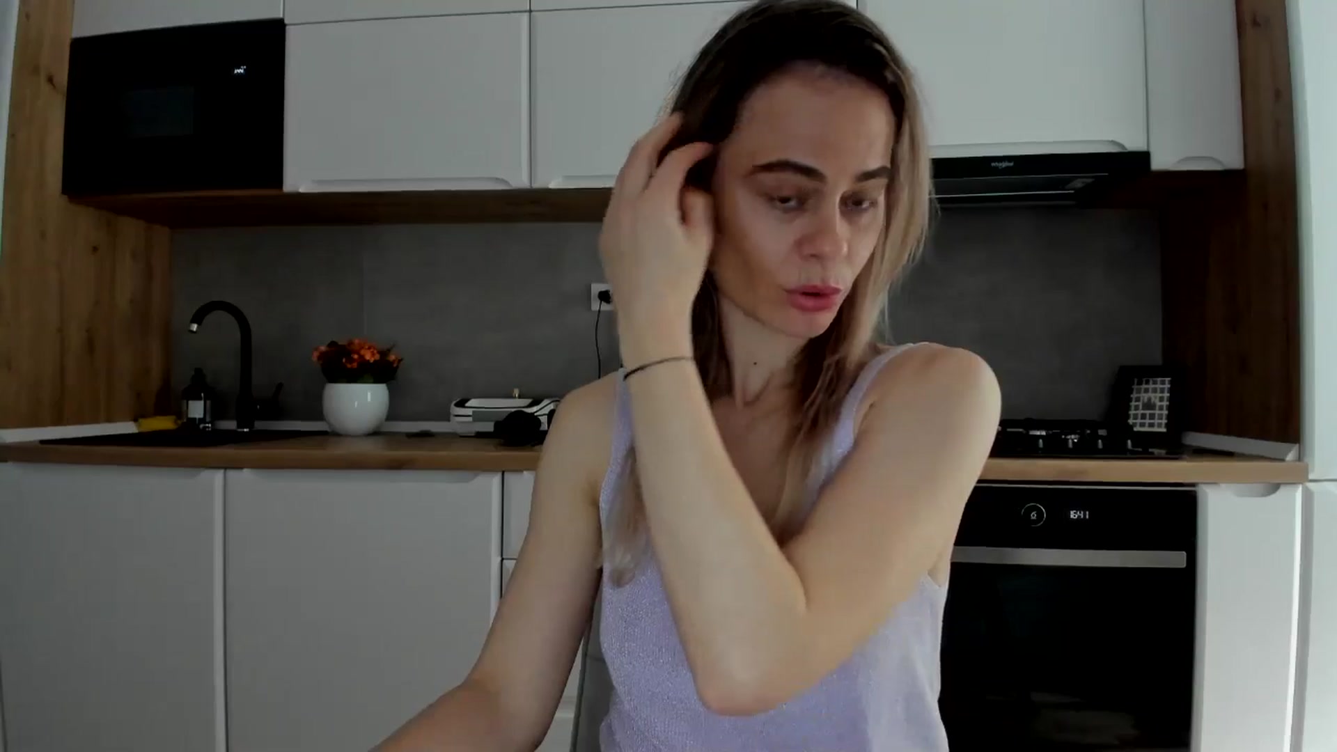 Gallery image thumbnail from DebbyPaige's myfreecams stream on, 02/19/2025, 15:04 image 5 of 20