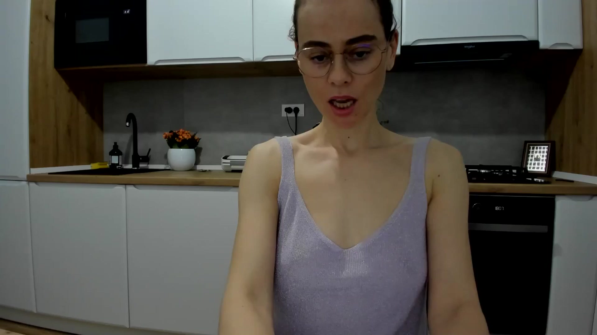 Gallery image thumbnail from DebbyPaige's myfreecams stream on, 02/19/2025, 16:13 image 19 of 20