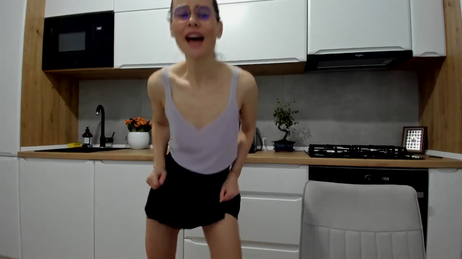 Gallery image thumbnail from DebbyPaige's myfreecams stream on, 02/19/2025, 16:13 image 14 of 20