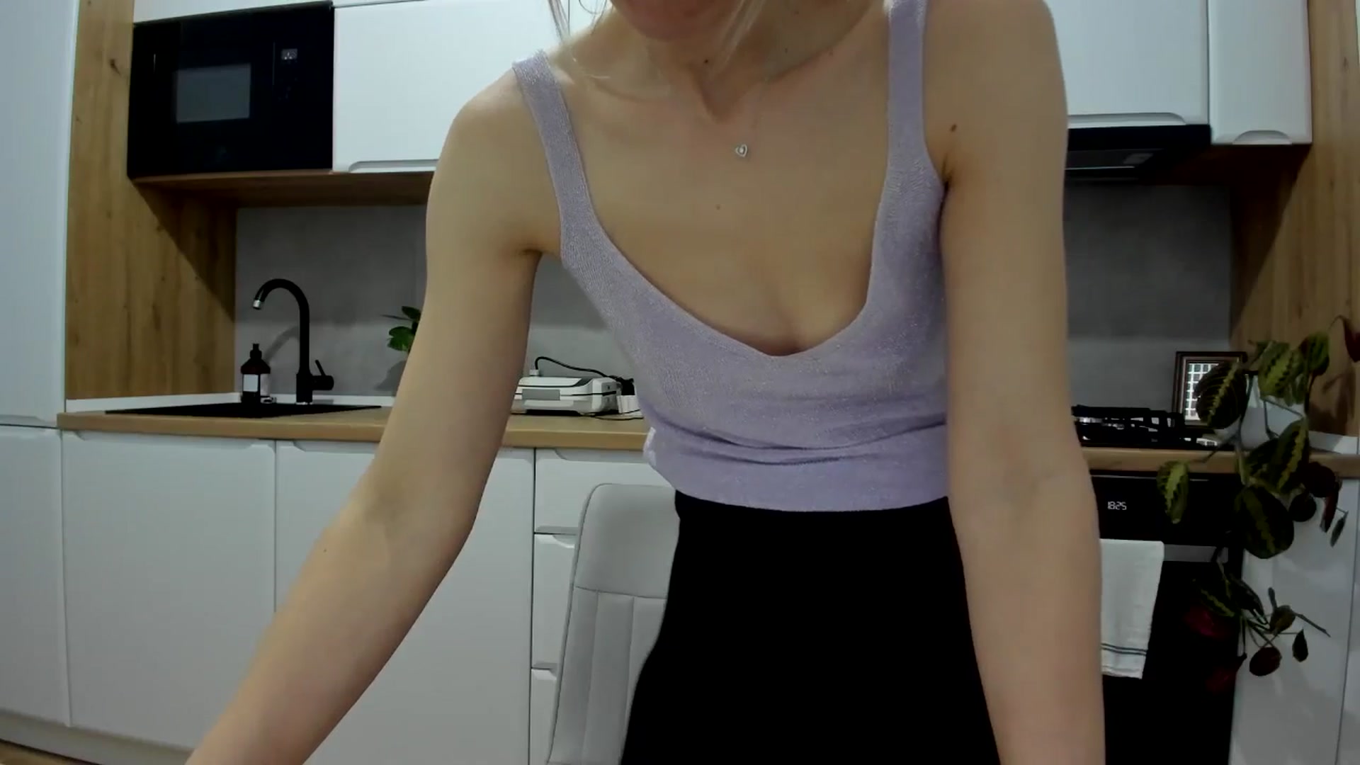 Gallery image thumbnail from DebbyPaige's myfreecams stream on, 02/23/2025, 18:45 image 7 of 20