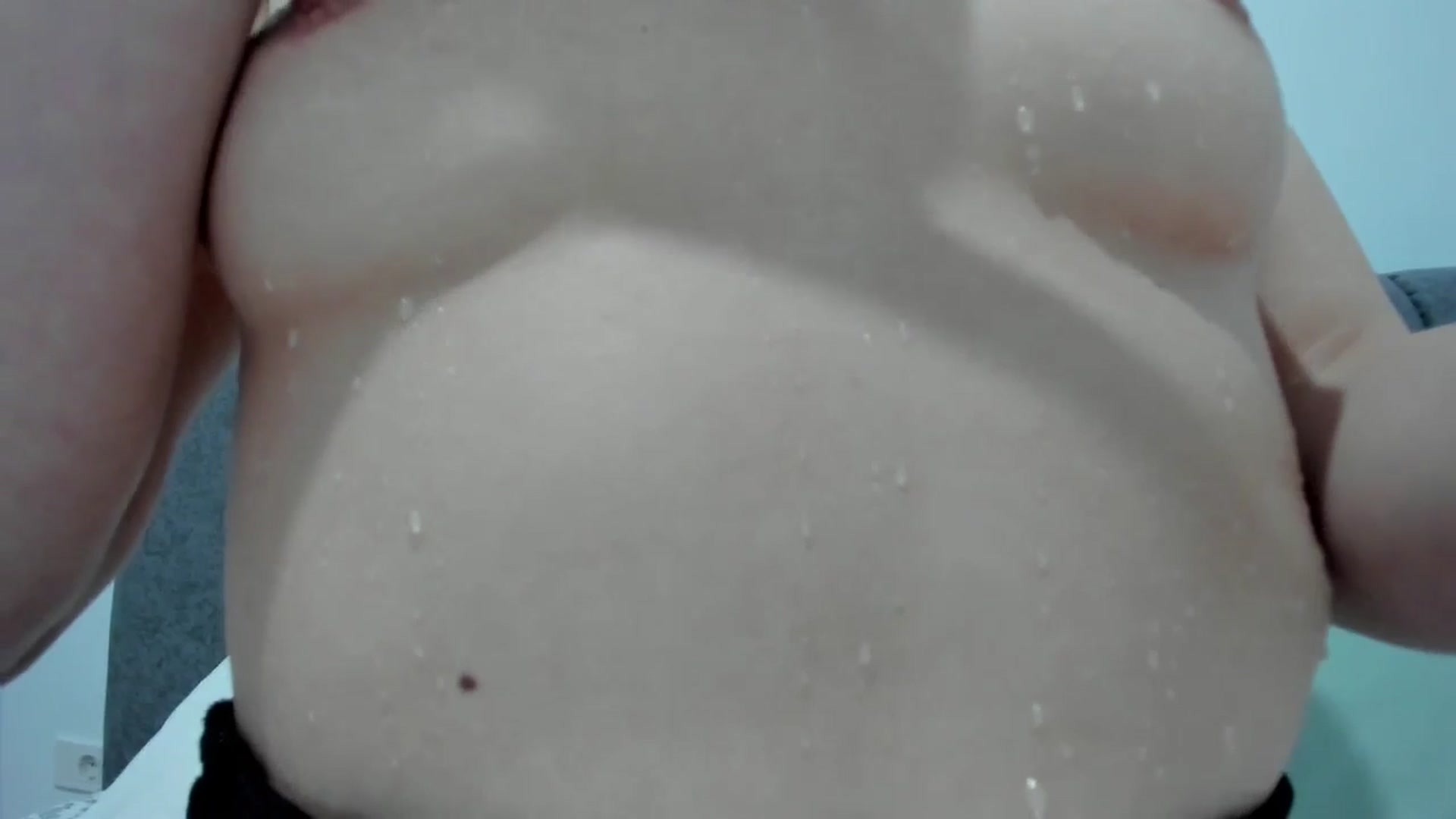Gallery image thumbnail from DebbyPaige's myfreecams stream on, 02/24/2025, 11:46 image 17 of 20