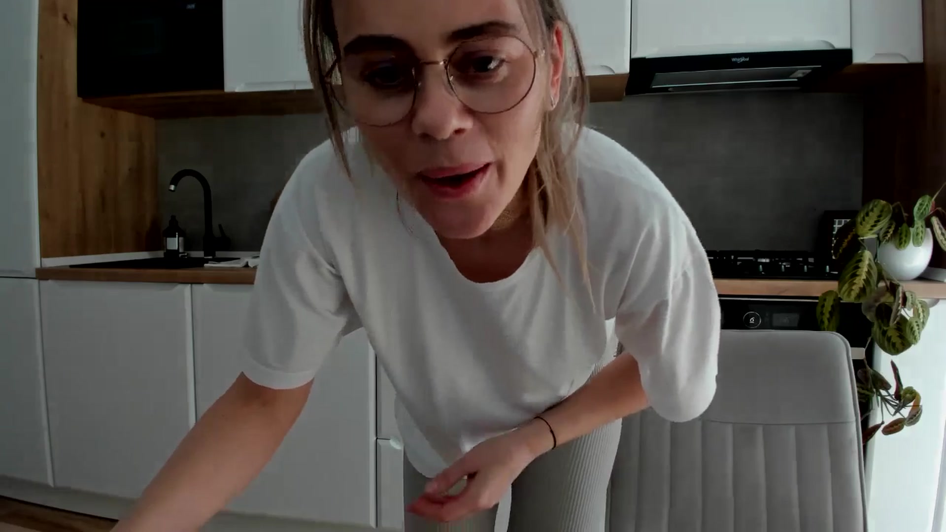 Gallery image thumbnail from DebbyPaige's myfreecams stream on, 02/25/2025, 11:56 image 15 of 20