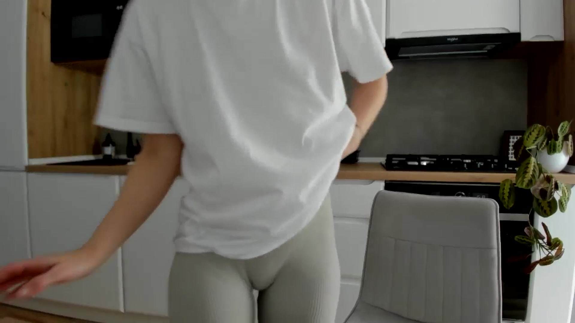 Gallery image thumbnail from DebbyPaige's myfreecams stream on, 02/25/2025, 14:17 image 13 of 20