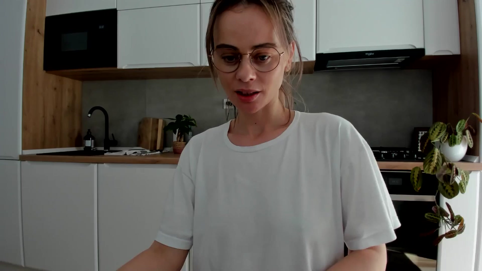 Gallery image thumbnail from DebbyPaige's myfreecams stream on, 02/25/2025, 14:17 image 3 of 20