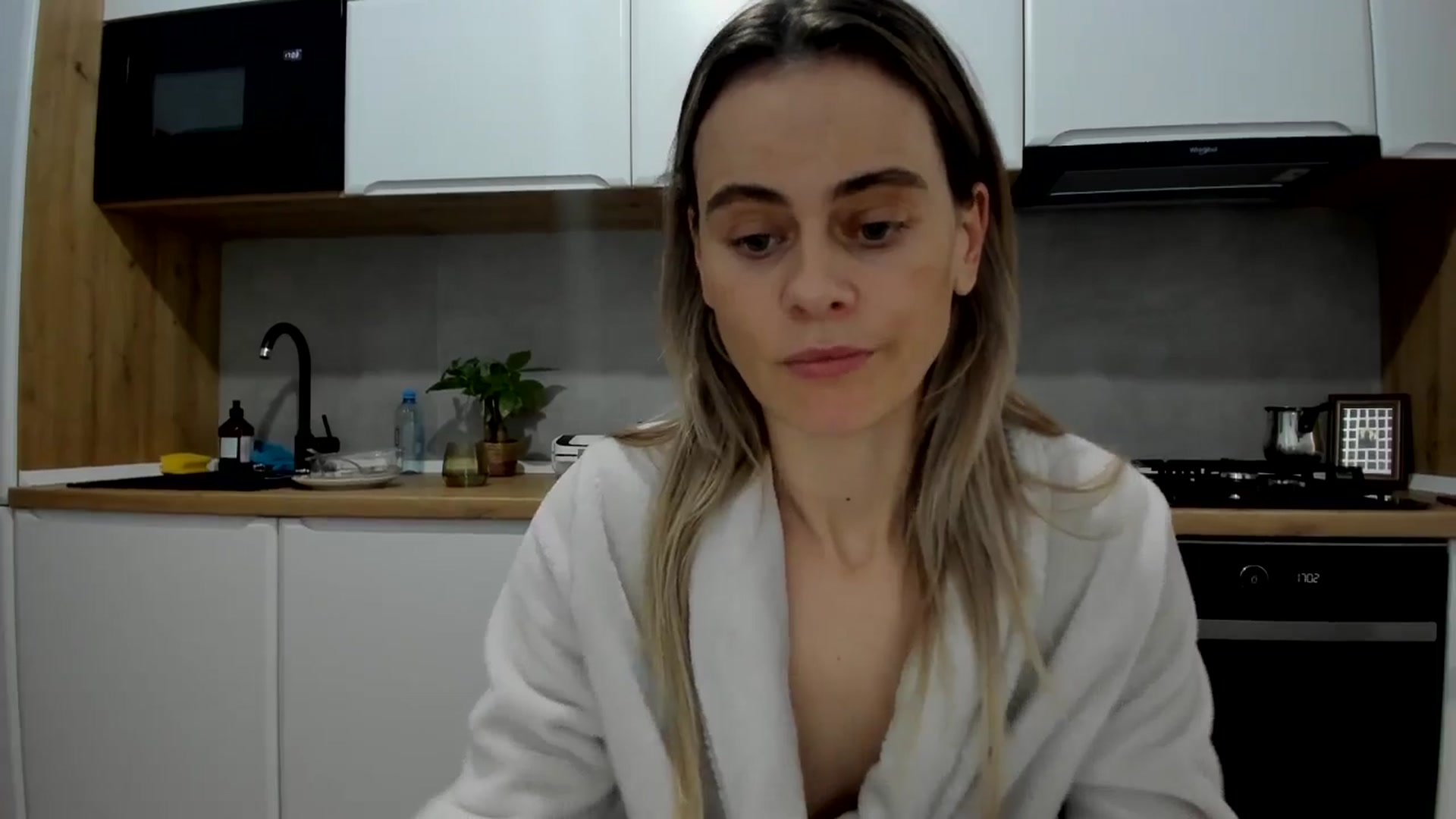 Gallery image thumbnail from DebbyPaige's myfreecams stream on, 02/28/2025, 15:19 image 6 of 20