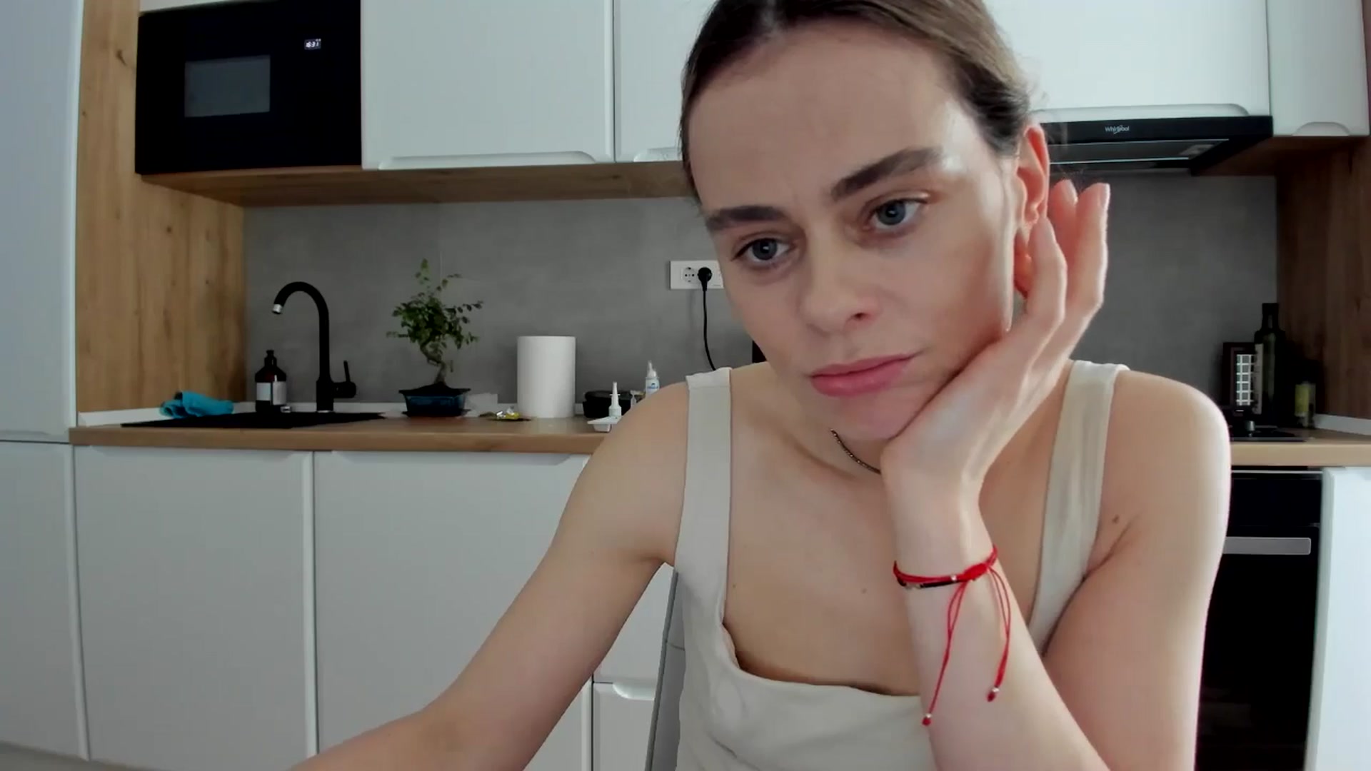Gallery image thumbnail from DebbyPaige's myfreecams stream on, 03/03/2025, 14:48 image 18 of 20