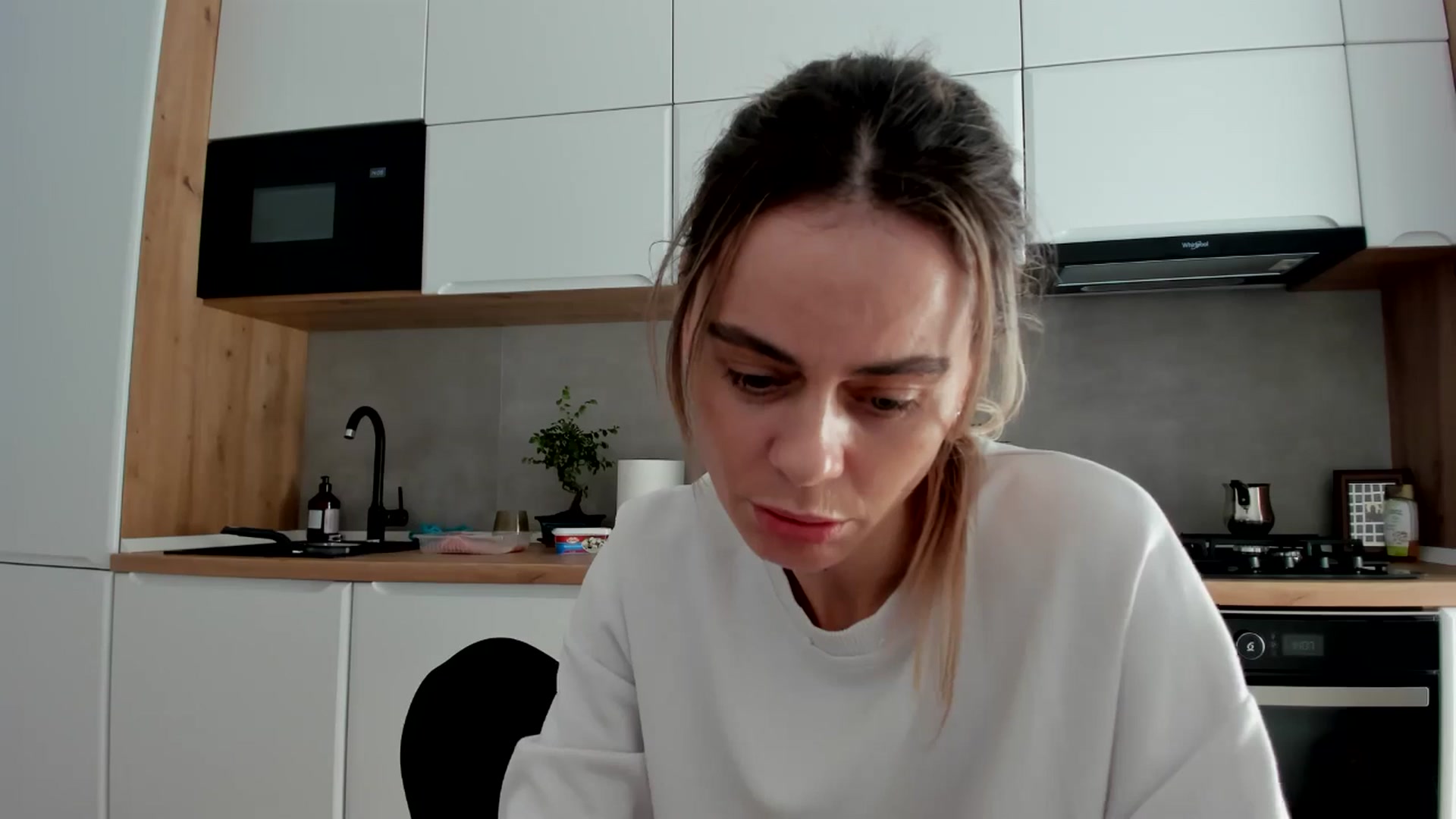 Gallery image thumbnail from DebbyPaige's myfreecams stream on, 03/04/2025, 12:17 image 9 of 20