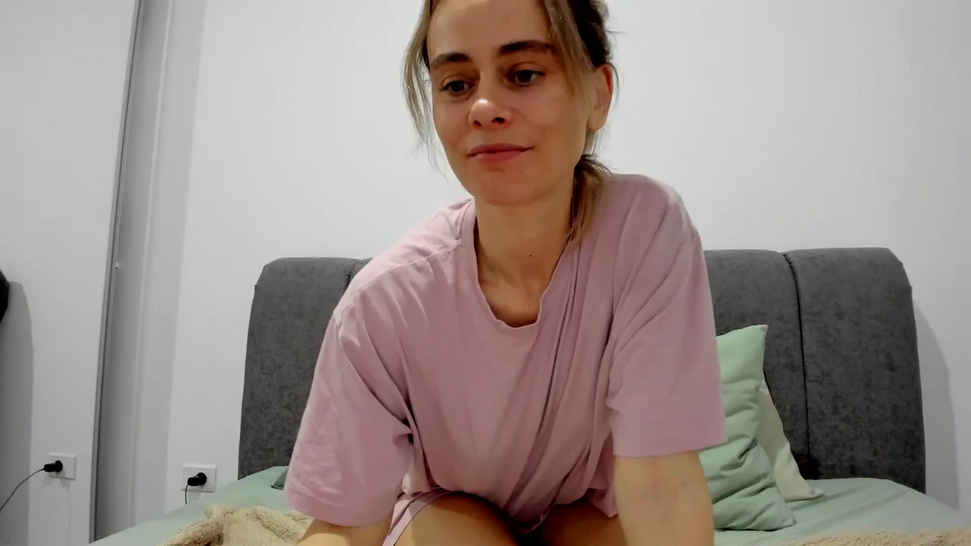 Gallery image thumbnail from DebbyPaige's myfreecams stream on, 03/07/2025, 20:50 image 2 of 20