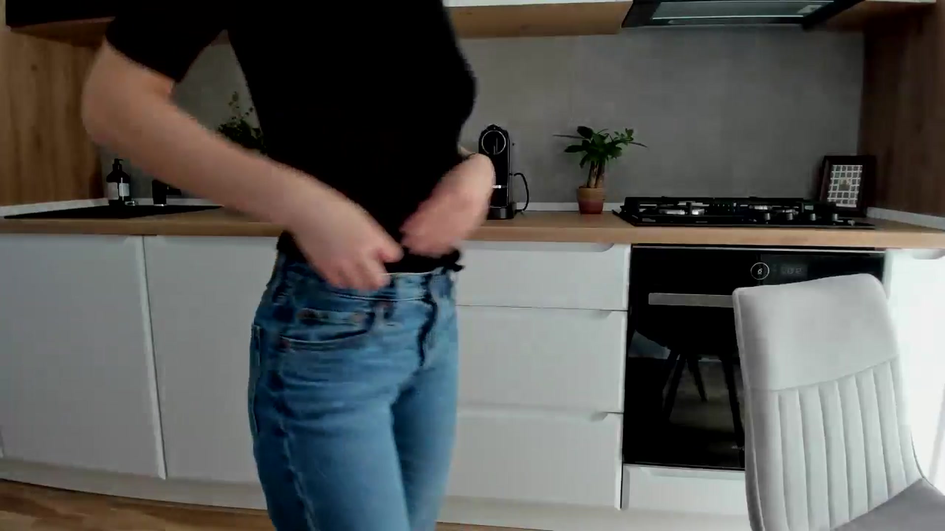 Gallery image thumbnail from DebbyPaige's myfreecams stream on, 03/11/2025, 13:52 image 6 of 20