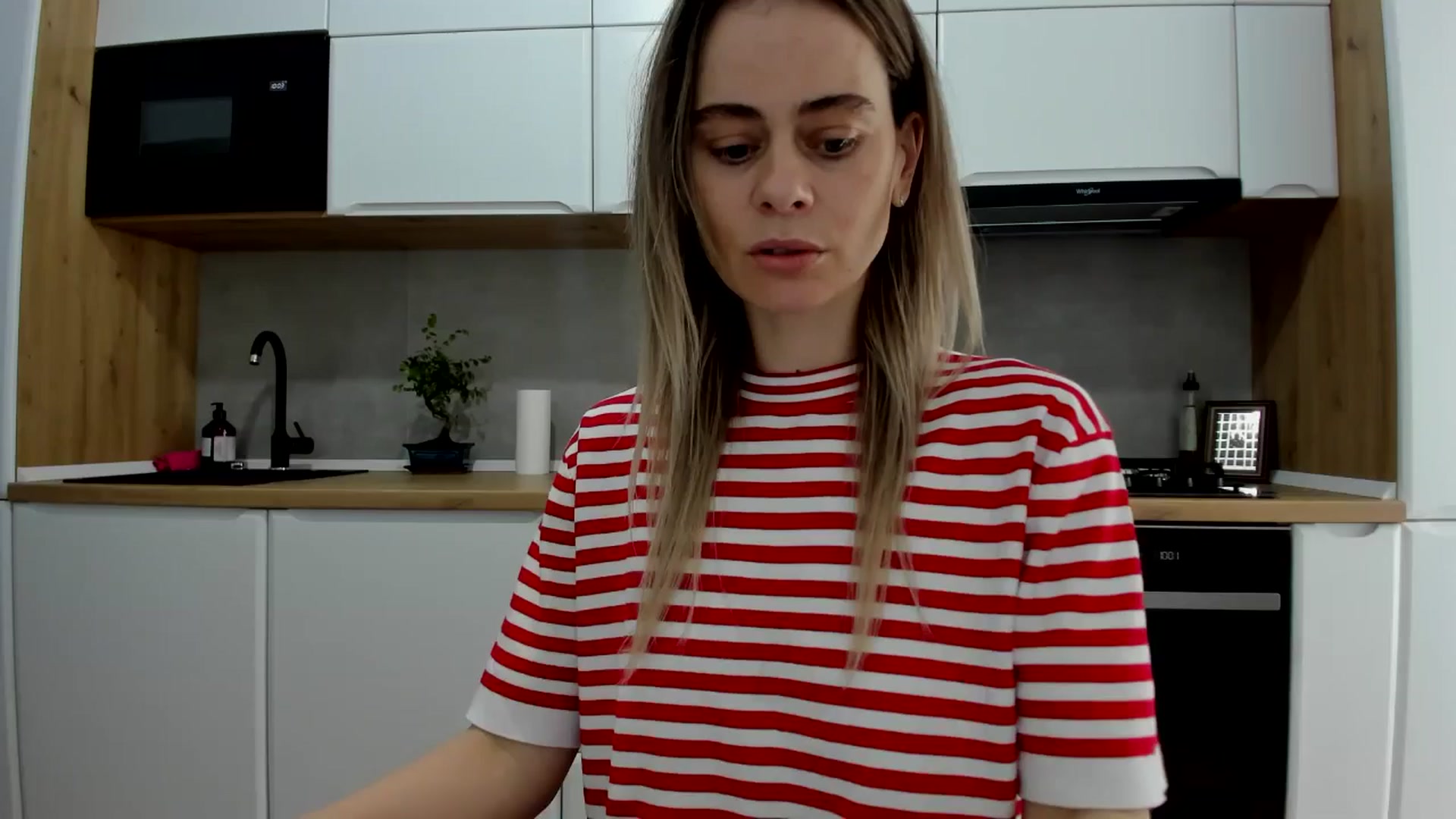 Gallery image thumbnail from DebbyPaige's myfreecams stream on, 03/12/2025, 11:40 image 1 of 20