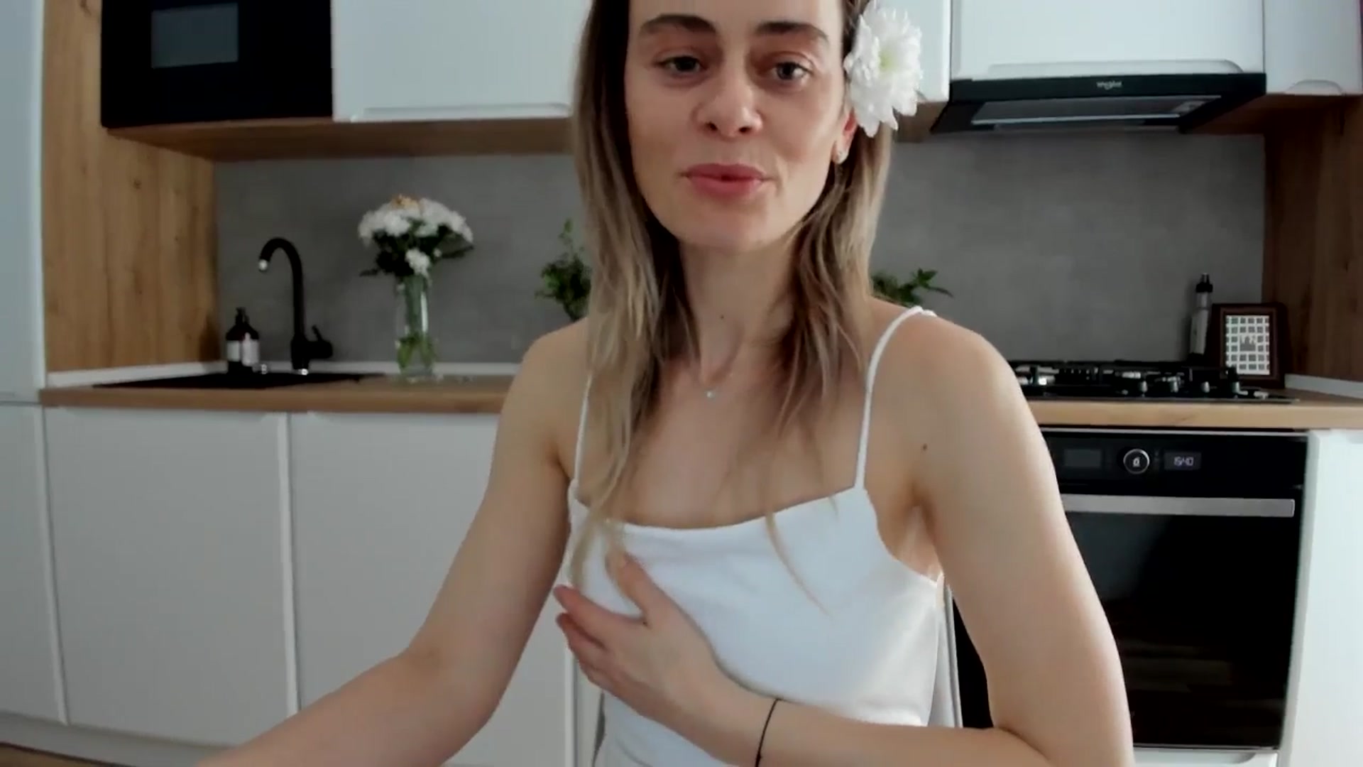 Gallery image thumbnail from DebbyPaige's myfreecams stream on, 03/14/2025, 14:10 image 16 of 20