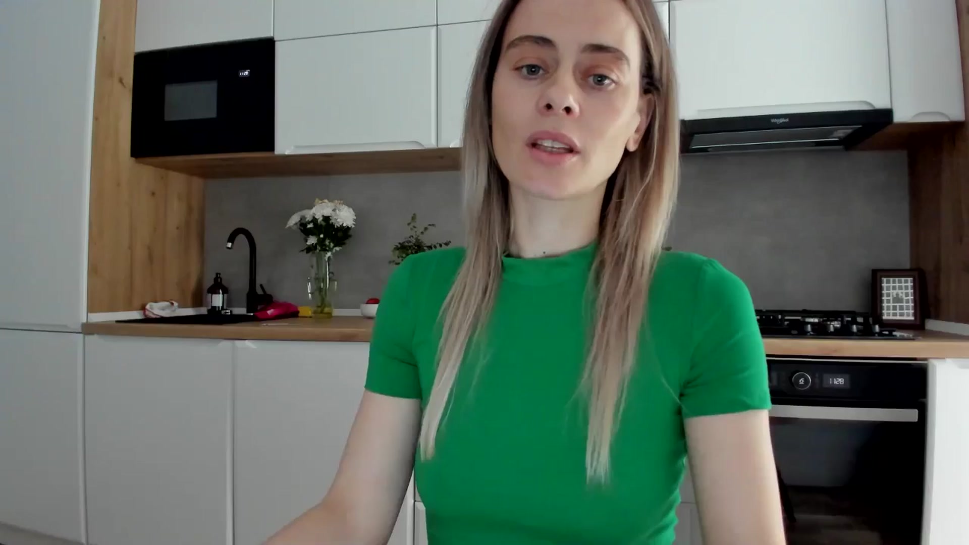 Gallery image thumbnail from DebbyPaige's myfreecams stream on, 03/17/2025, 10:23 image 8 of 20
