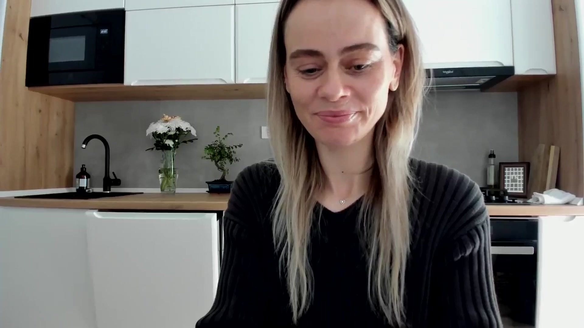 Gallery image thumbnail from DebbyPaige's myfreecams stream on, 03/18/2025, 11:36 image 7 of 20