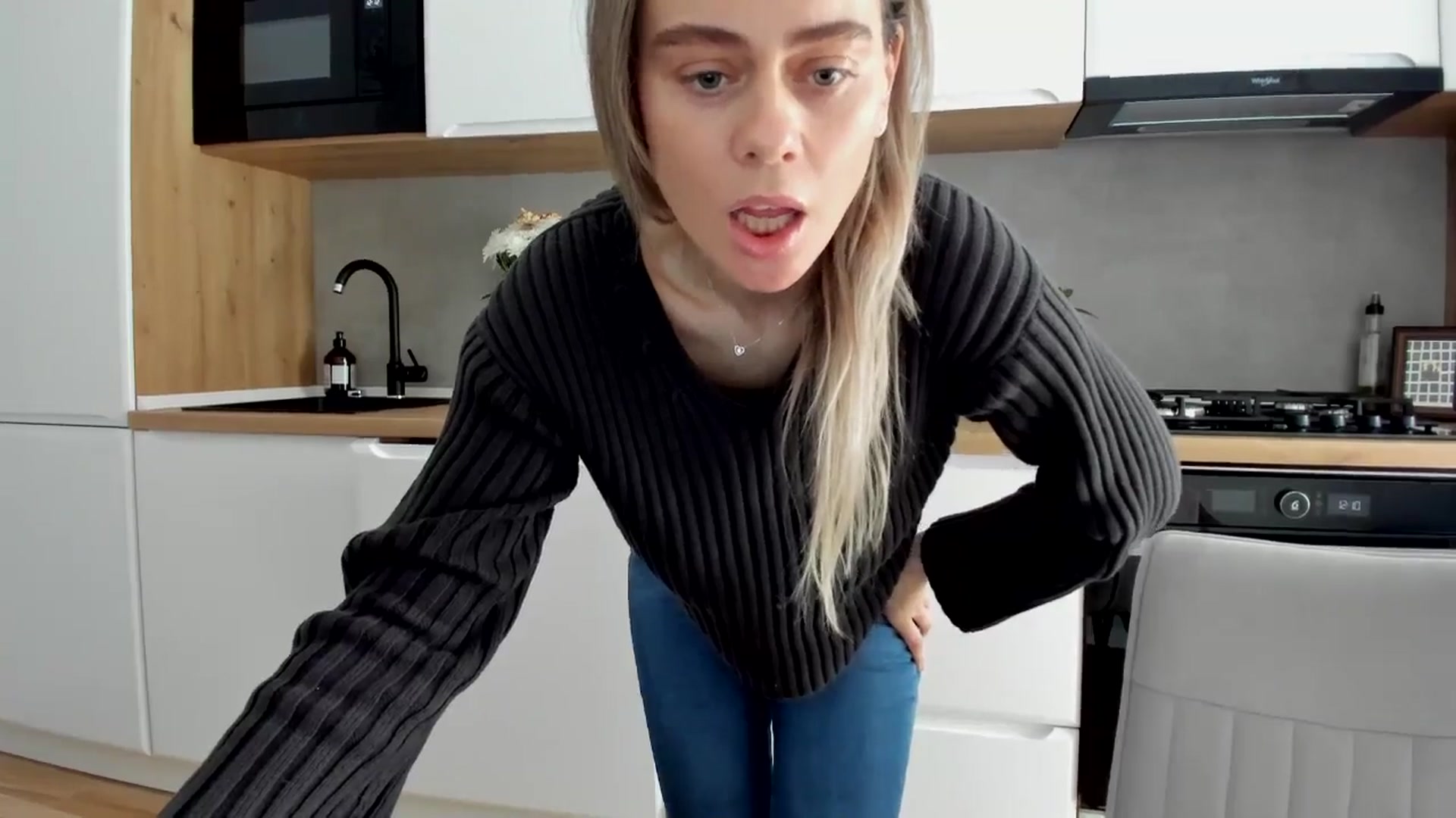 Gallery image thumbnail from DebbyPaige's myfreecams stream on, 03/18/2025, 11:36 image 2 of 20