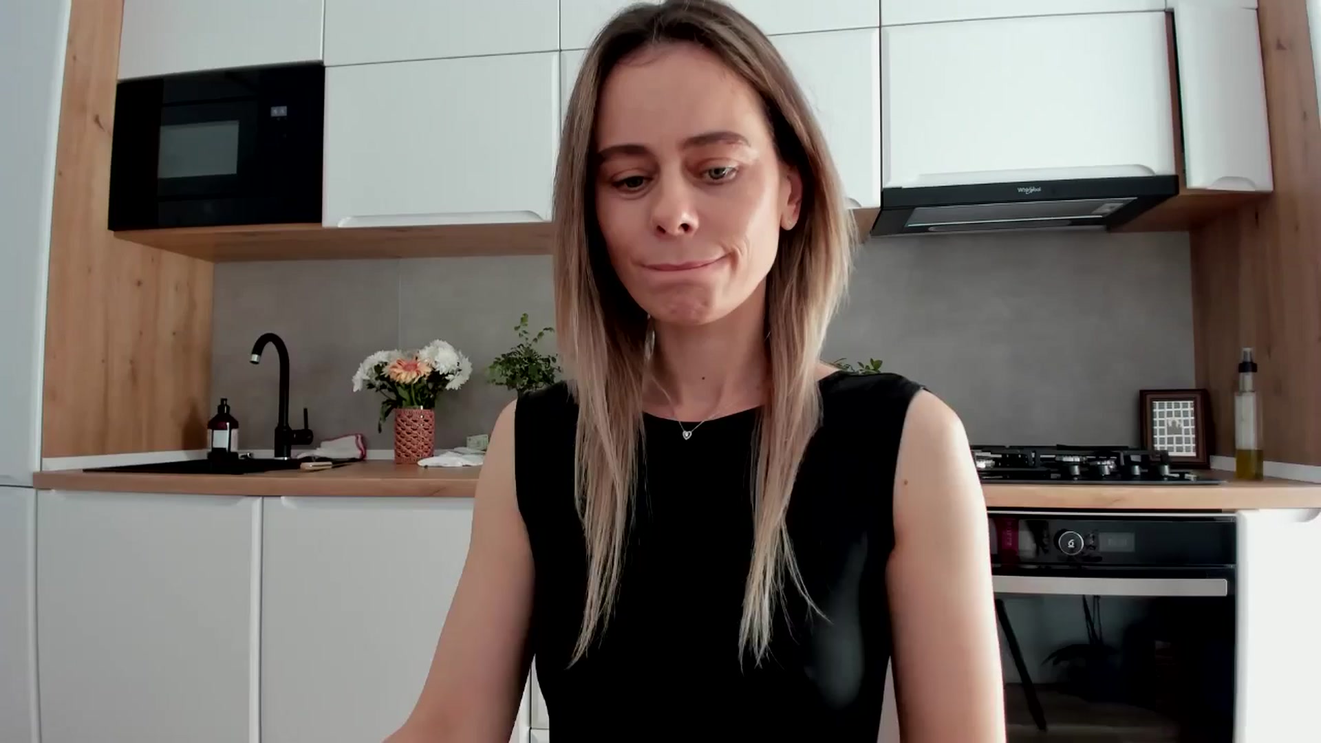 Gallery image thumbnail from DebbyPaige's myfreecams stream on, 03/20/2025, 14:12 image 1 of 20