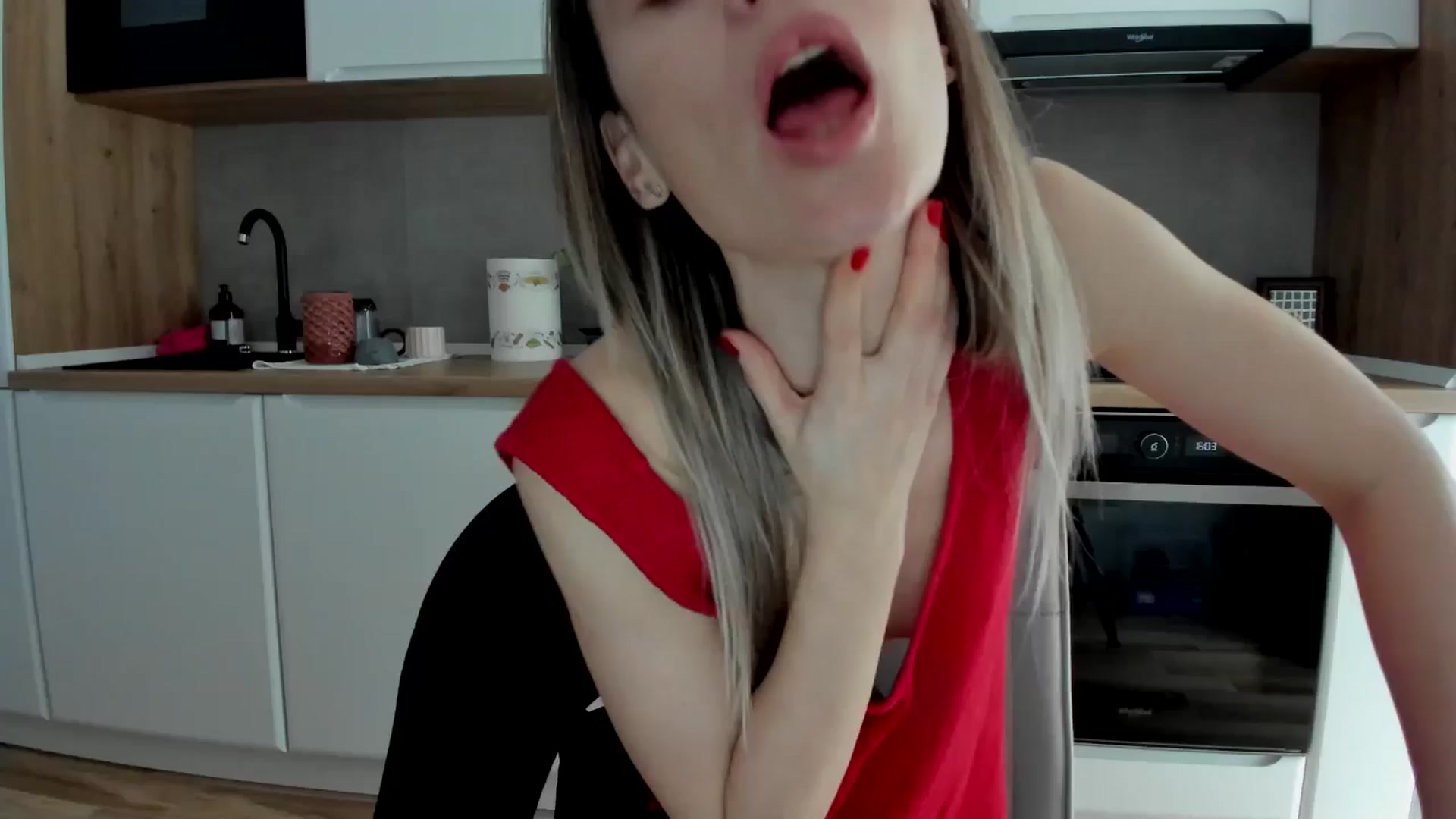Gallery image thumbnail from DebbyPaige's myfreecams stream on, 03/23/2025, 14:51 image 8 of 20