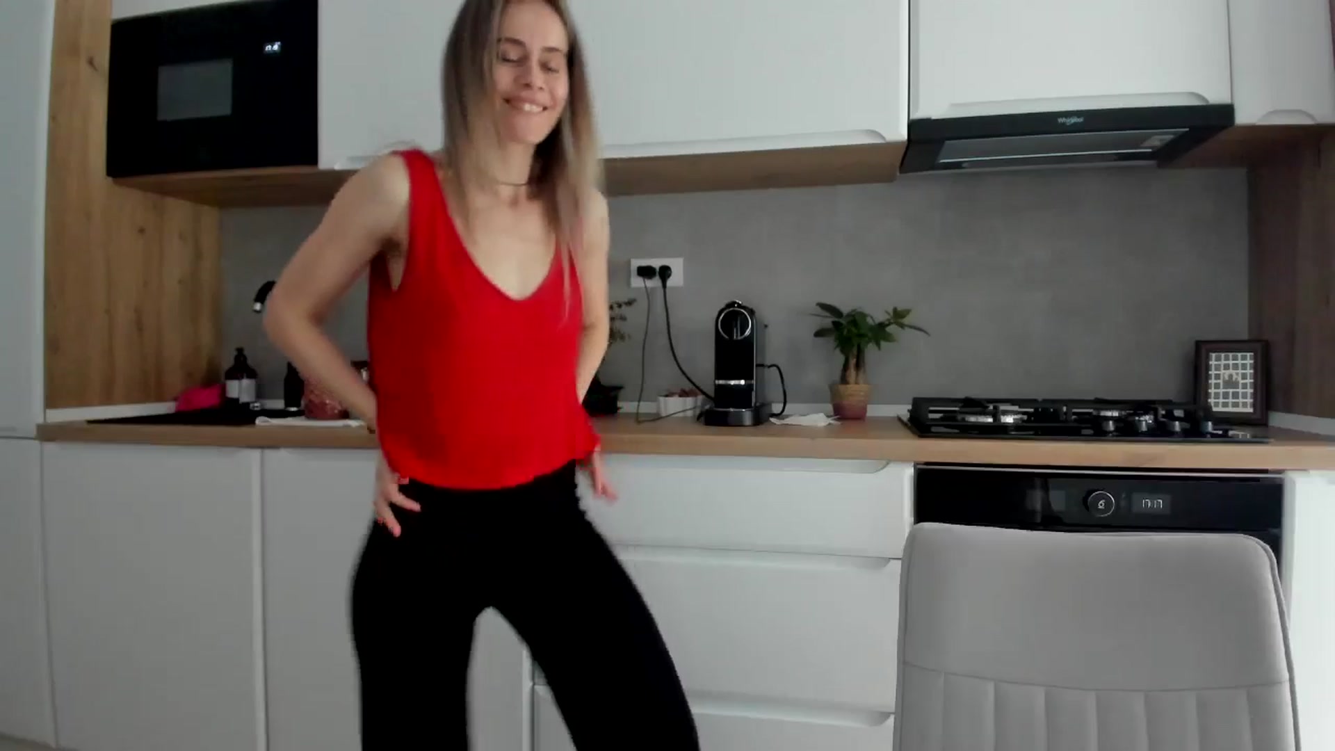 Gallery image thumbnail from DebbyPaige's myfreecams stream on, 03/23/2025, 15:36 image 7 of 20