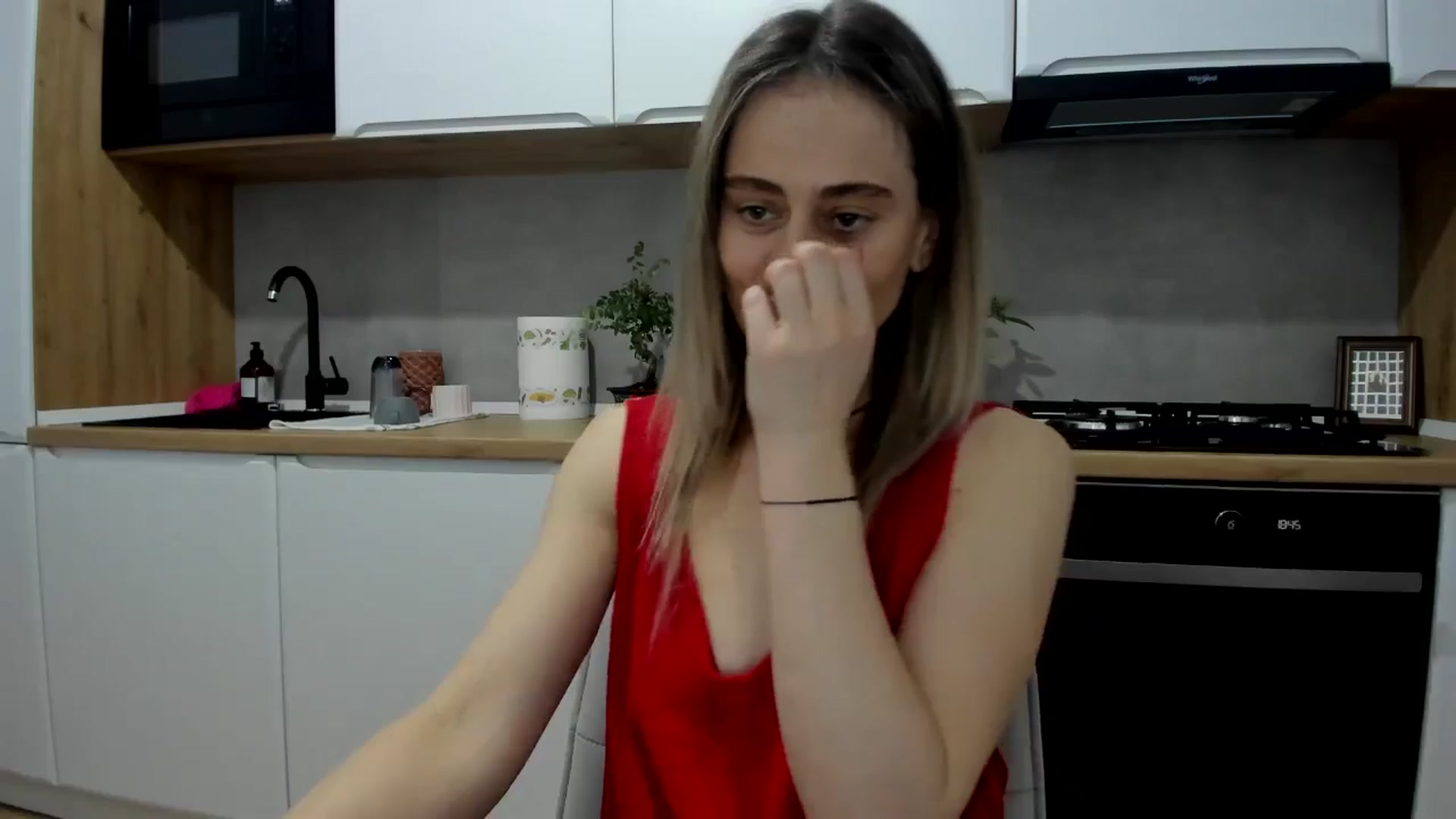 Gallery image thumbnail from DebbyPaige's myfreecams stream on, 03/23/2025, 16:56 image 9 of 20