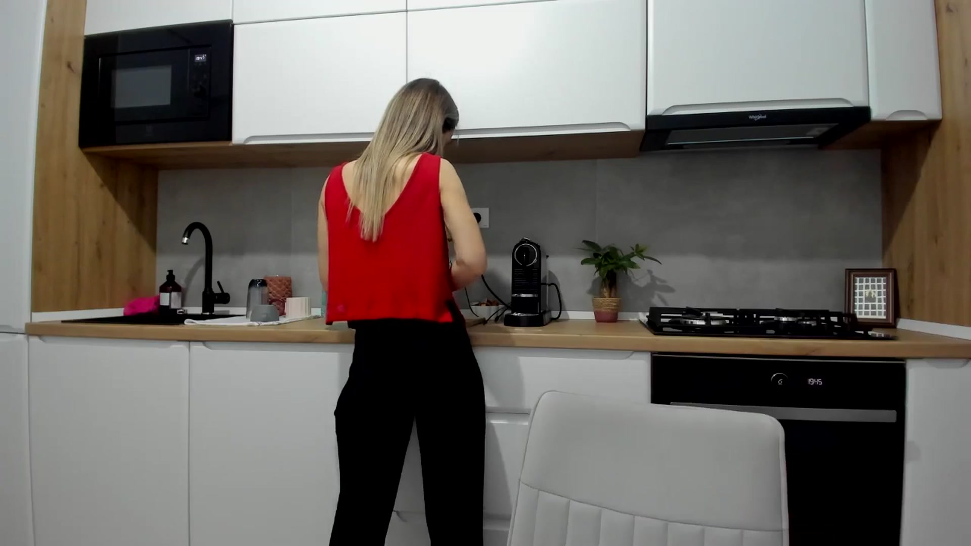 Gallery image thumbnail from DebbyPaige's myfreecams stream on, 03/23/2025, 18:01 image 12 of 20