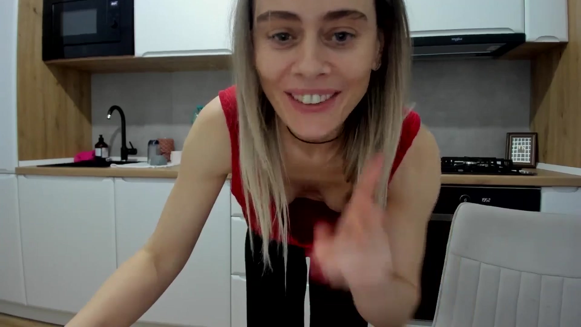 Gallery image thumbnail from DebbyPaige's myfreecams stream on, 03/23/2025, 18:01 image 17 of 20