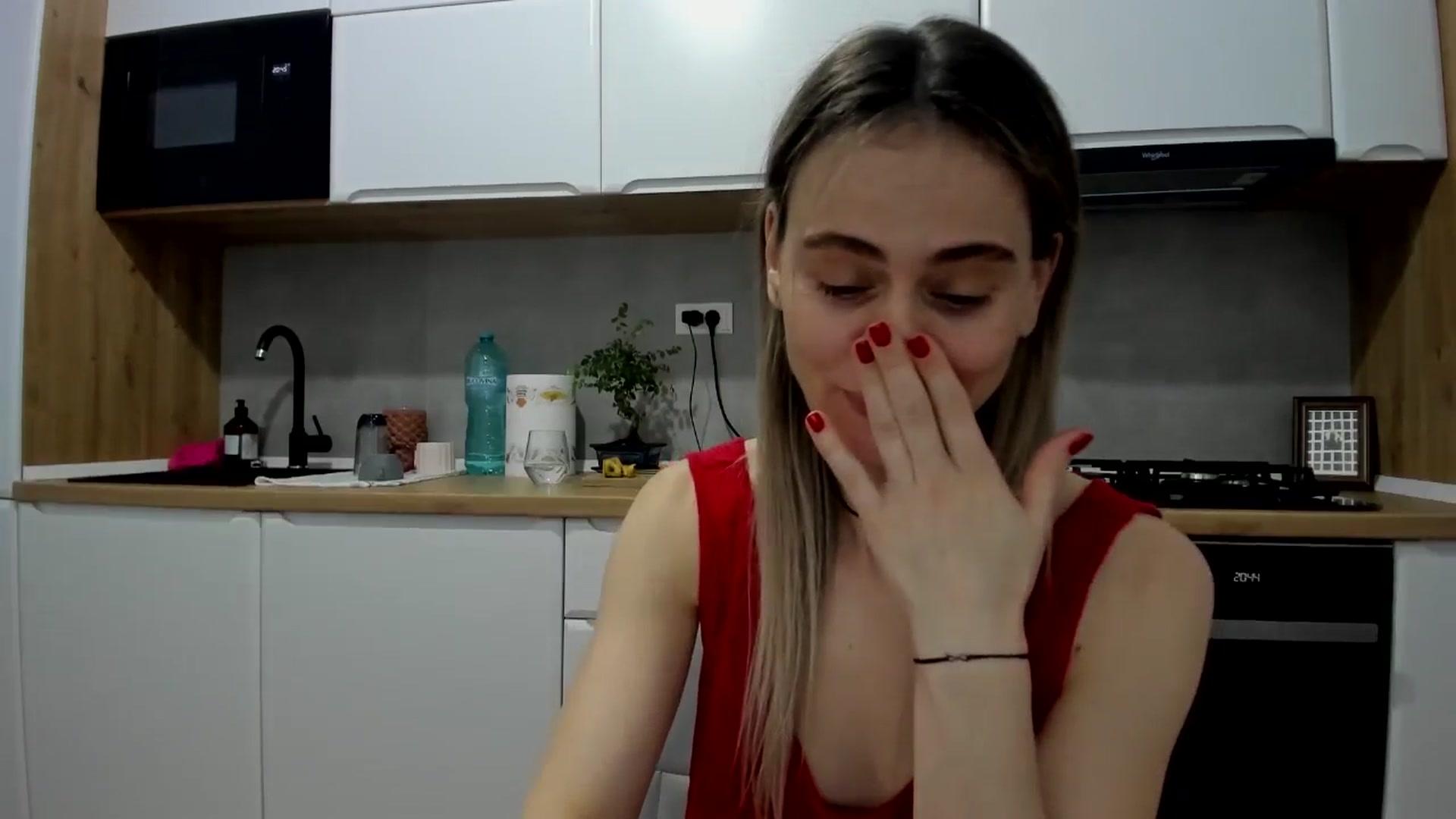 Gallery image thumbnail from DebbyPaige's myfreecams stream on, 03/23/2025, 18:58 image 16 of 20