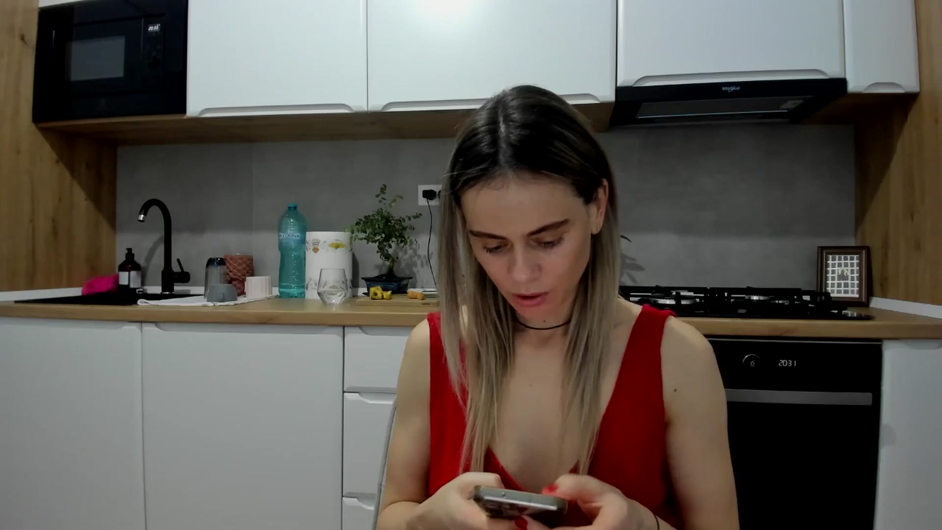 Gallery image thumbnail from DebbyPaige's myfreecams stream on, 03/23/2025, 18:58 image 10 of 20