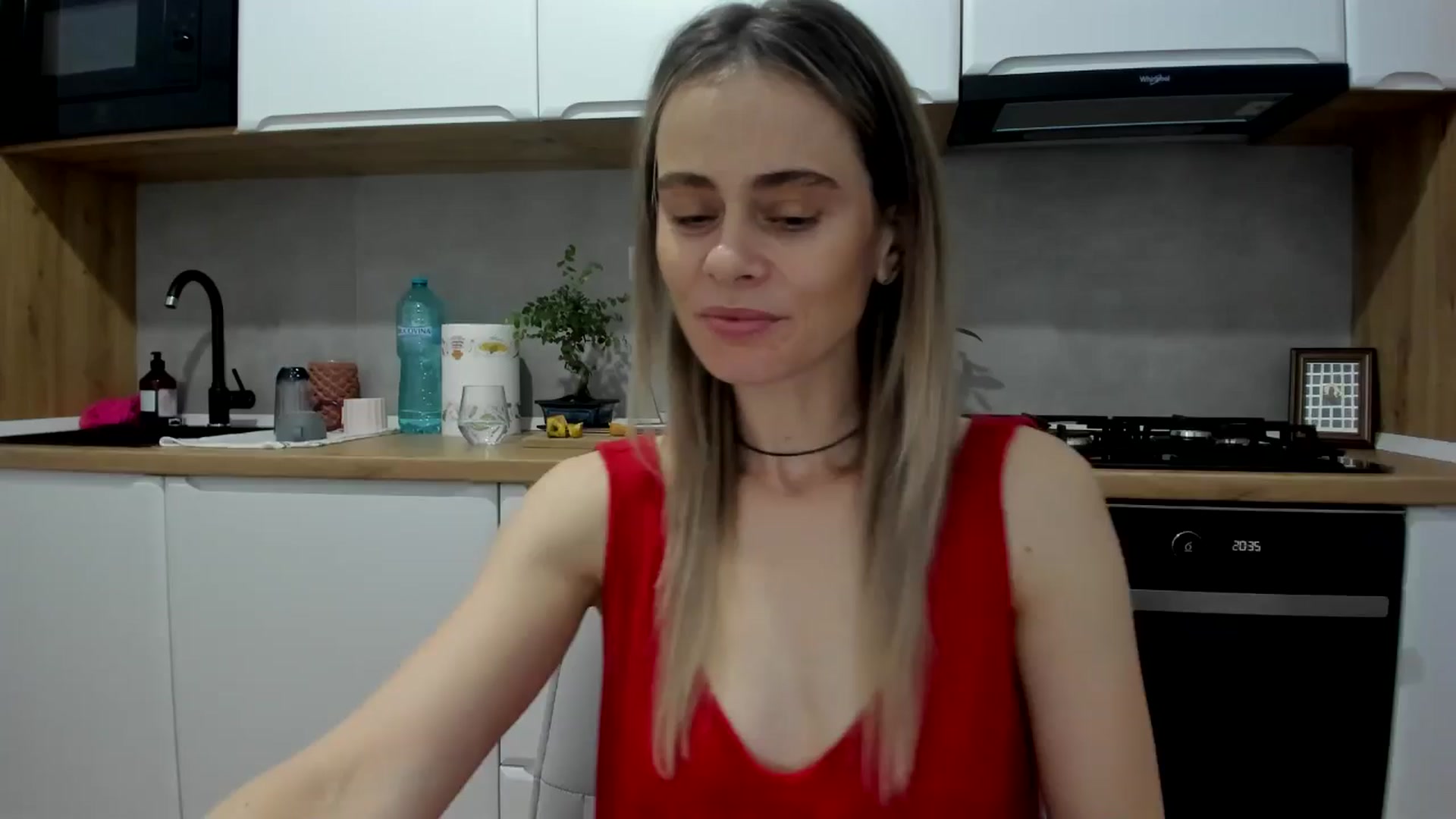 Gallery image thumbnail from DebbyPaige's myfreecams stream on, 03/23/2025, 18:58 image 12 of 20