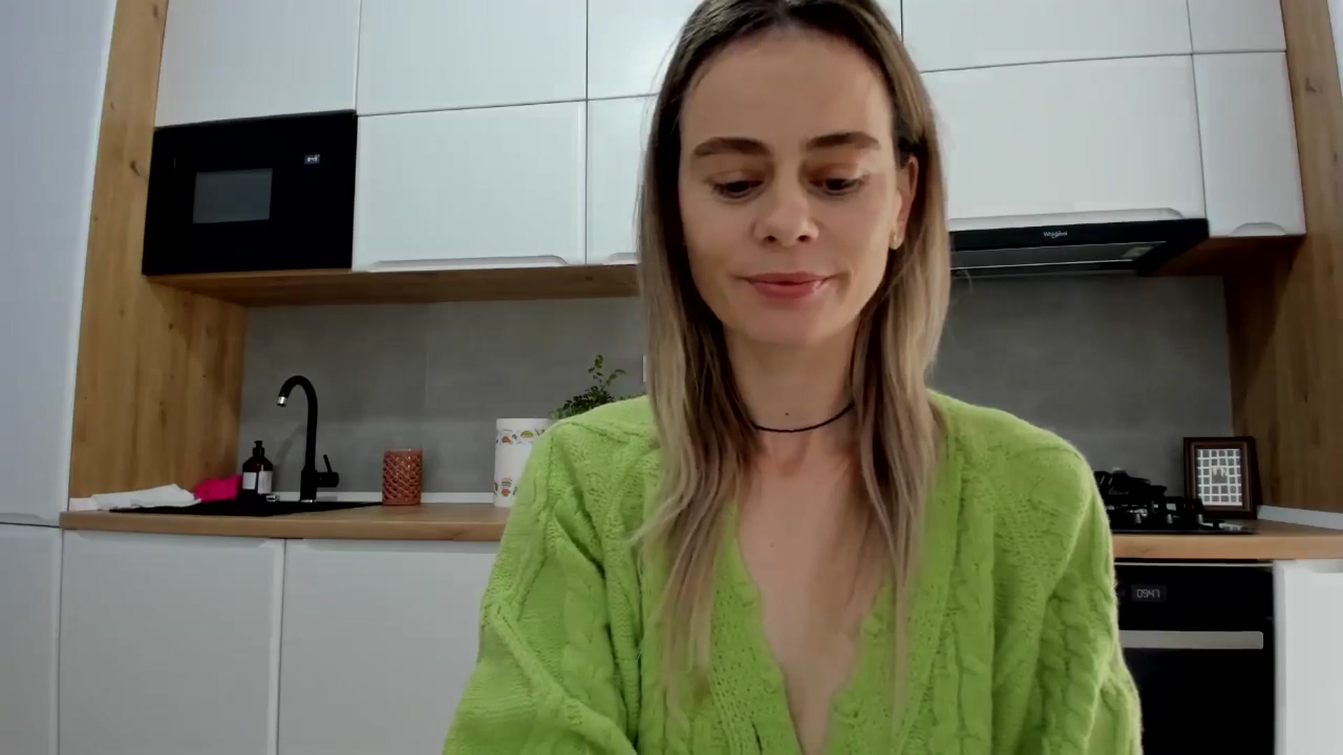 Gallery image thumbnail from DebbyPaige's myfreecams stream on, 03/24/2025, 08:05 image 9 of 20