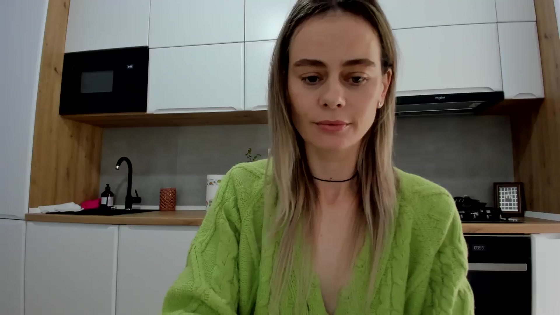 Gallery image thumbnail from DebbyPaige's myfreecams stream on, 03/24/2025, 08:05 image 14 of 20