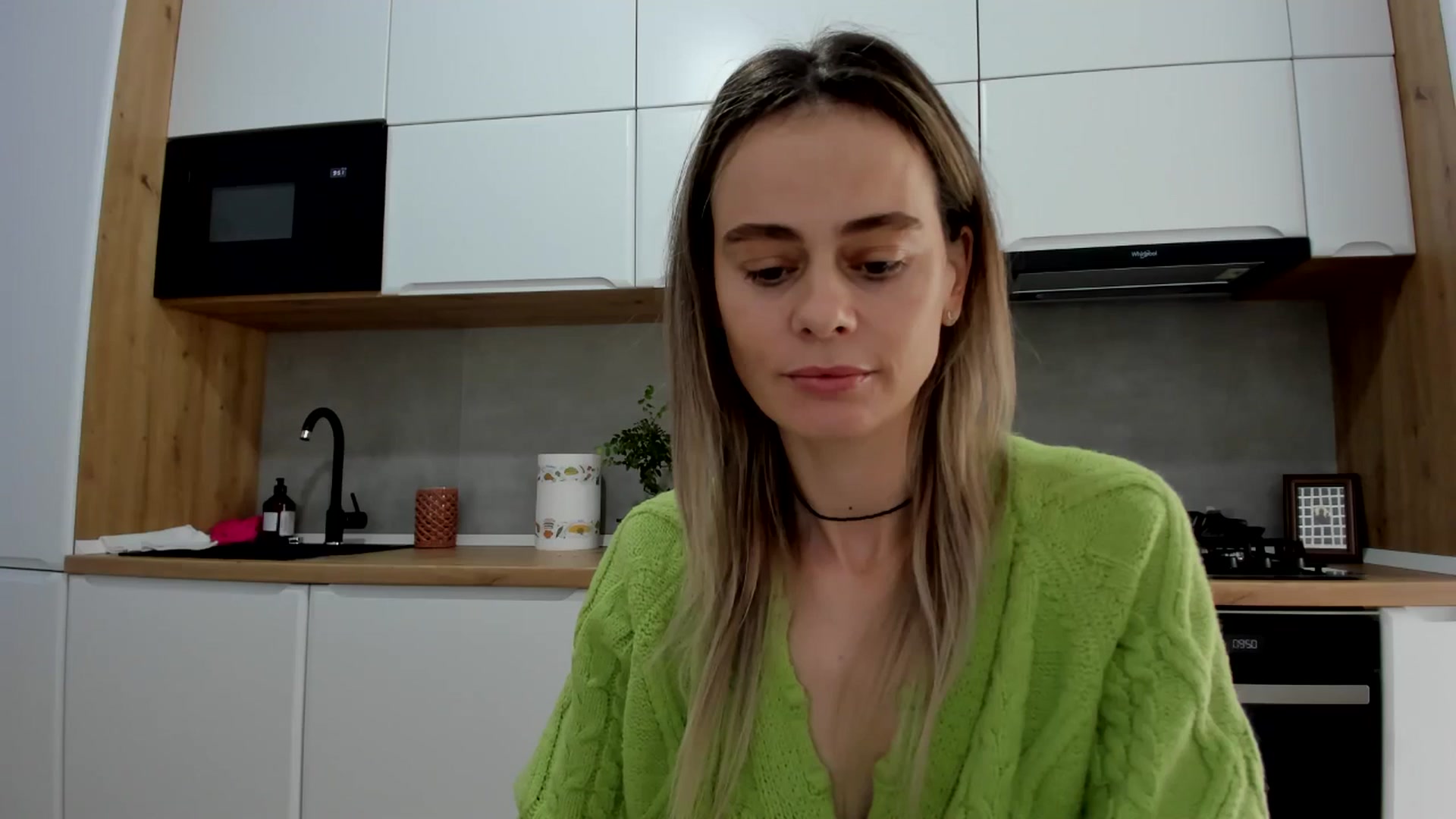 Gallery image thumbnail from DebbyPaige's myfreecams stream on, 03/24/2025, 08:05 image 11 of 20