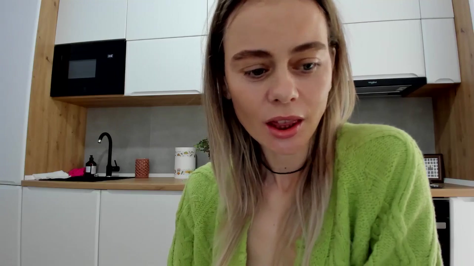 Gallery image thumbnail from DebbyPaige's myfreecams stream on, 03/24/2025, 08:05 image 7 of 20