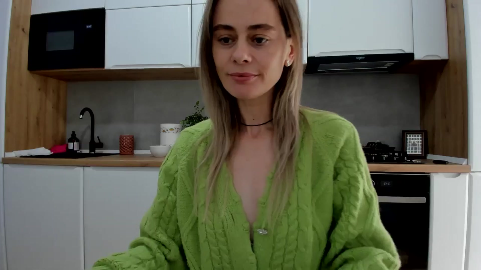 Gallery image thumbnail from DebbyPaige's myfreecams stream on, 03/24/2025, 09:52 image 6 of 20