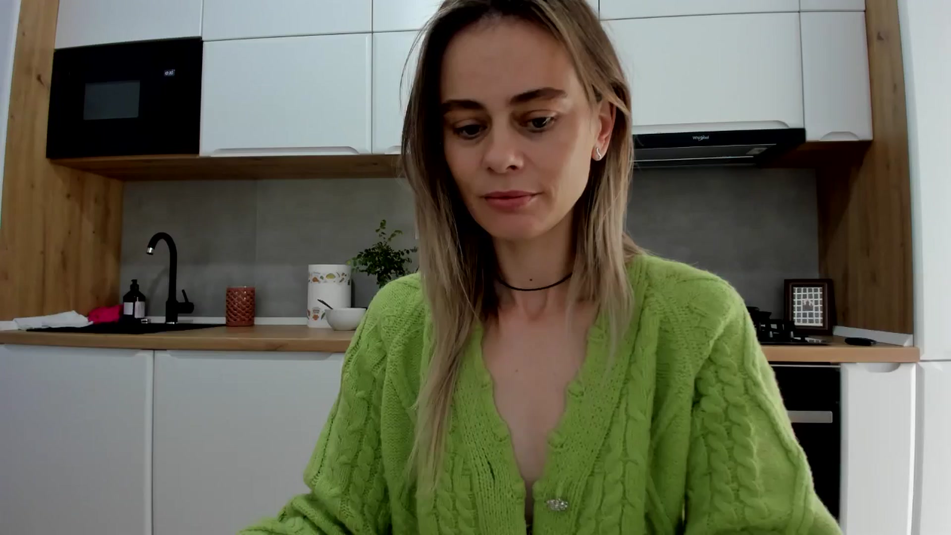 Gallery image thumbnail from DebbyPaige's myfreecams stream on, 03/24/2025, 09:52 image 1 of 20