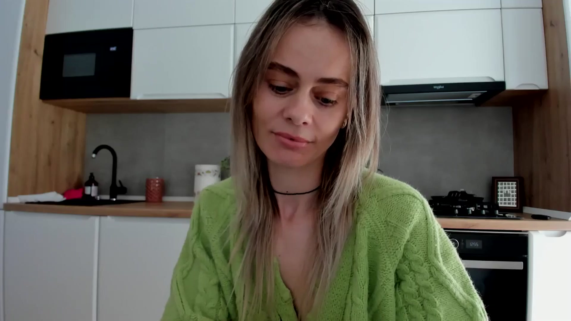 Gallery image thumbnail from DebbyPaige's myfreecams stream on, 03/24/2025, 11:31 image 6 of 20