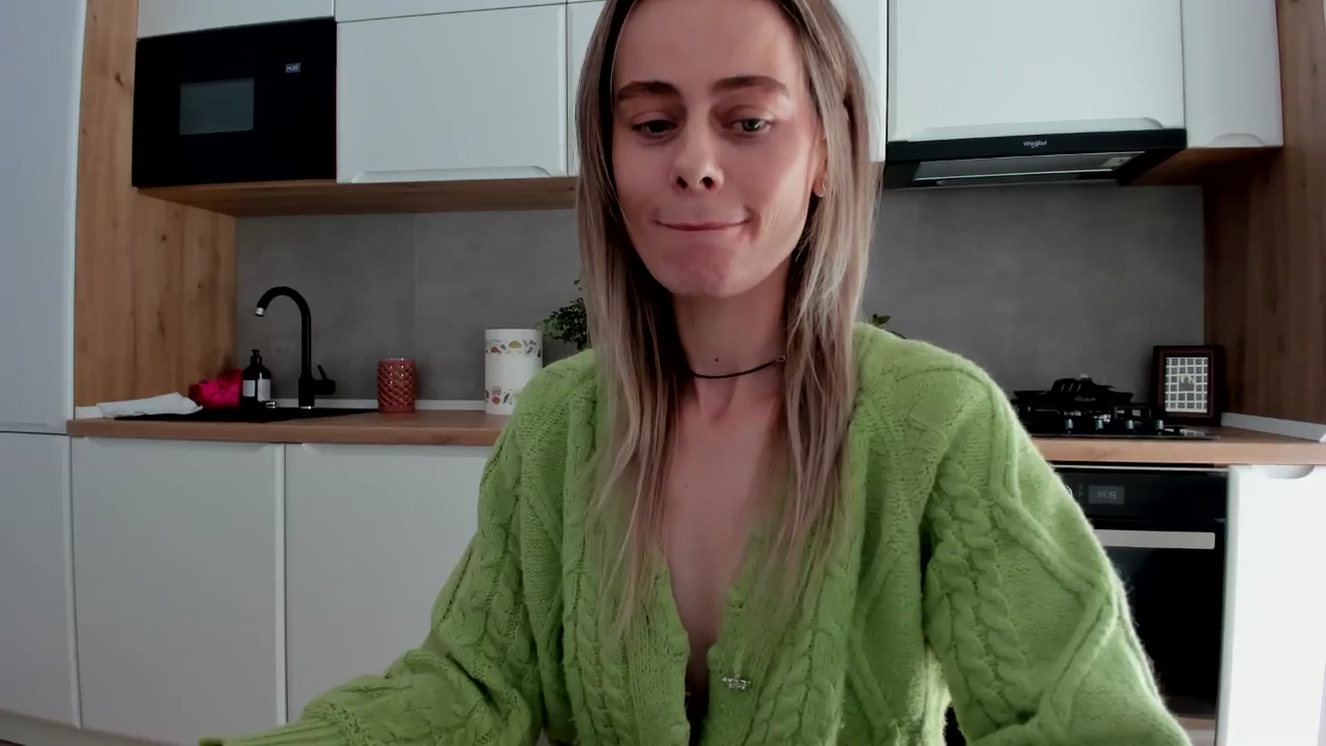 Gallery image thumbnail from DebbyPaige's myfreecams stream on, 03/24/2025, 13:58 image 6 of 20